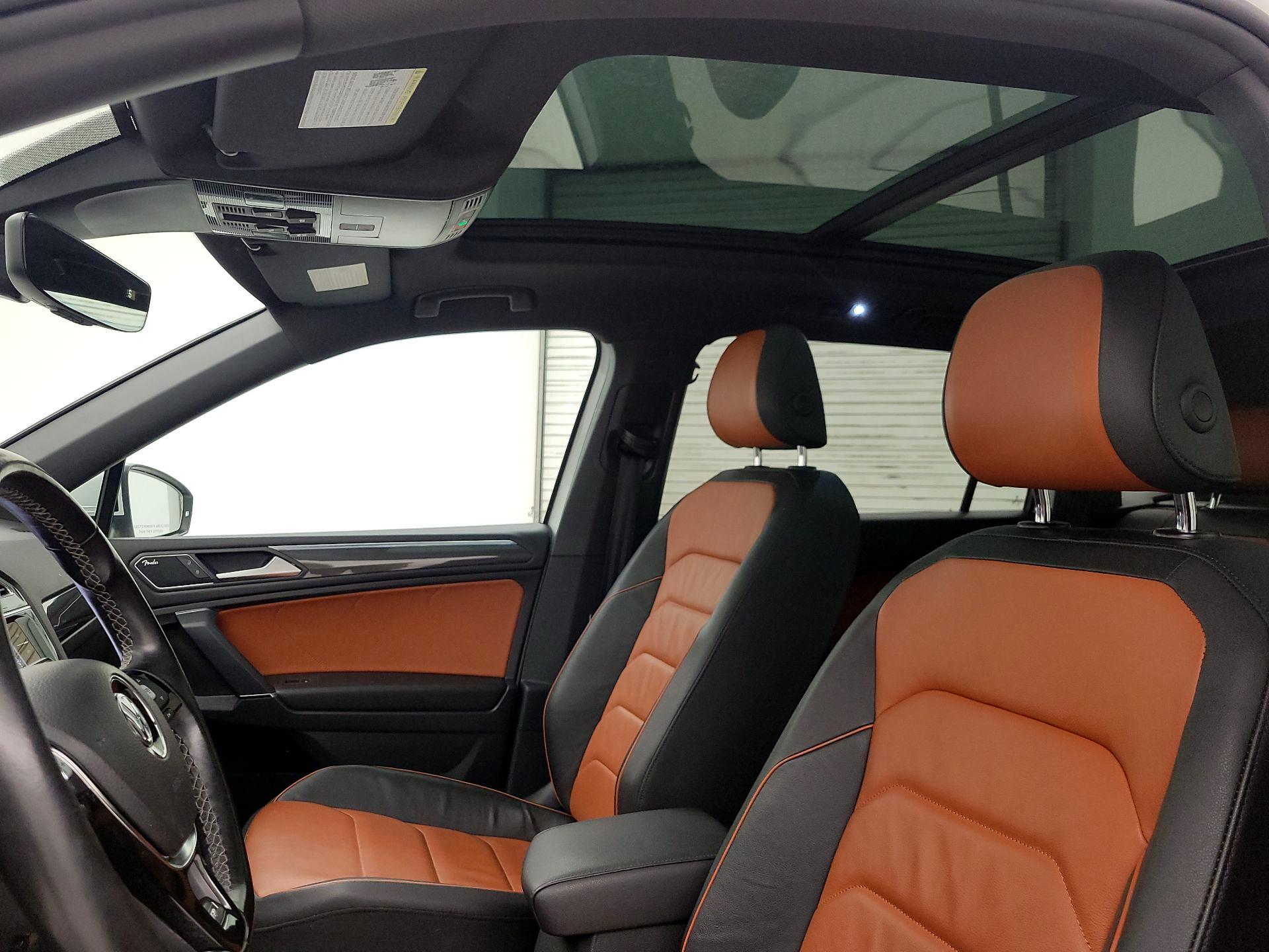 Thumbnail: 2020 Volkswagen Tiguan - 20