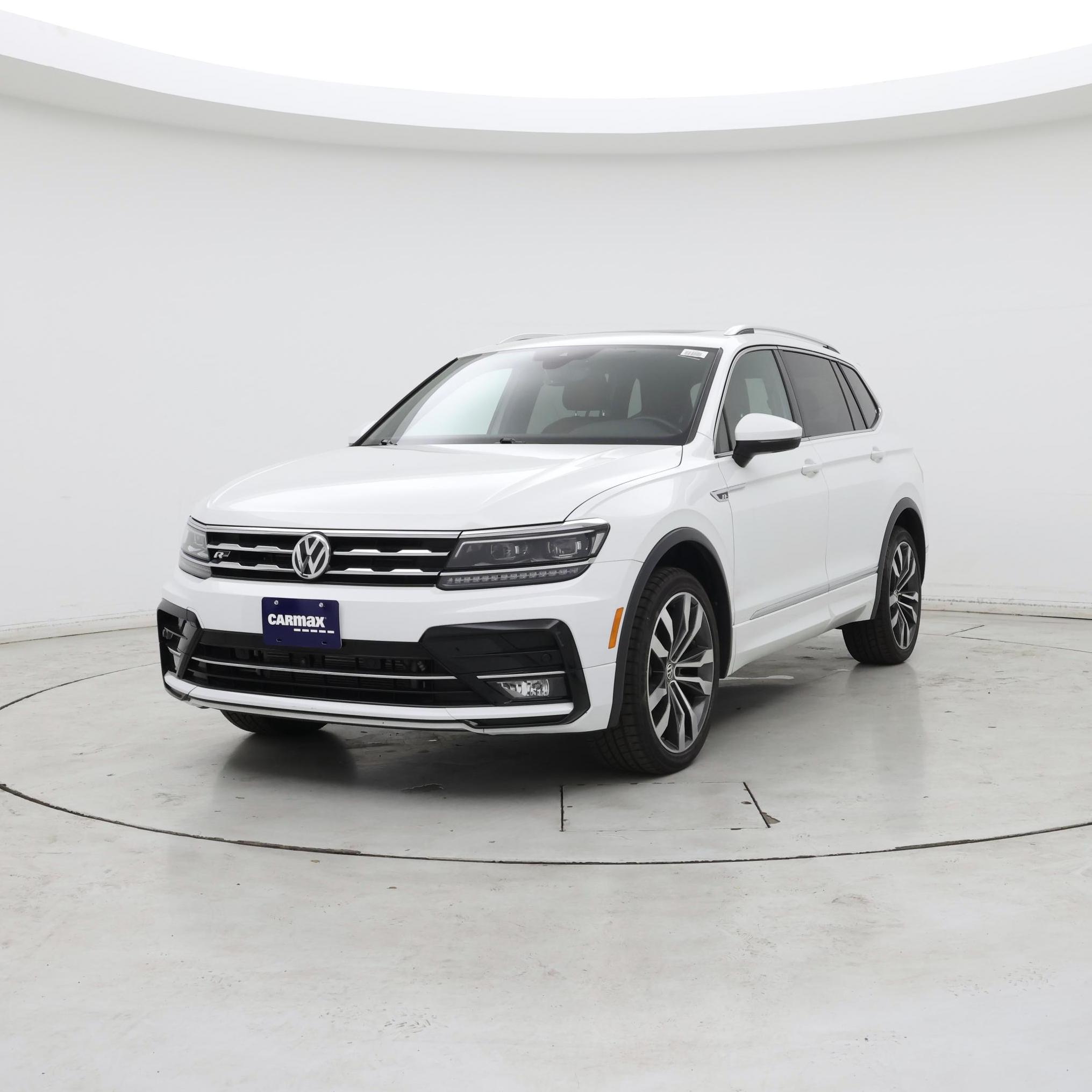 Thumbnail: 2020 Volkswagen Tiguan - 4