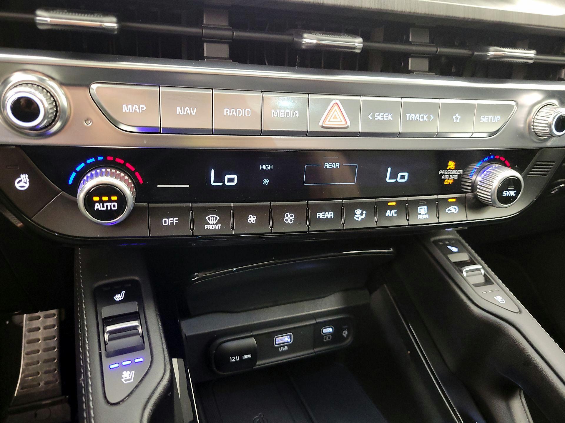 Thumbnail: 2024 Kia Telluride - 17