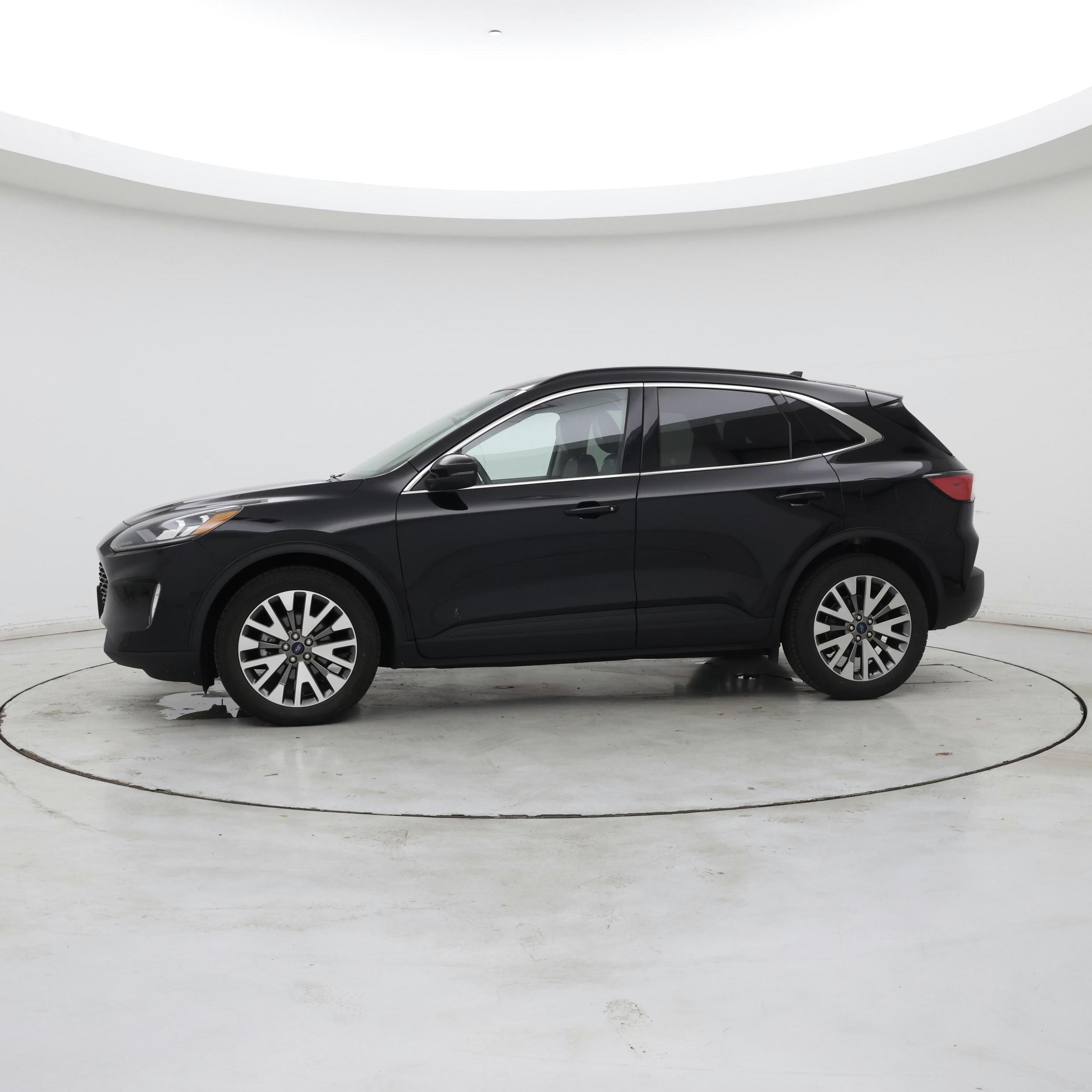 Thumbnail: 2020 Ford Escape - 3