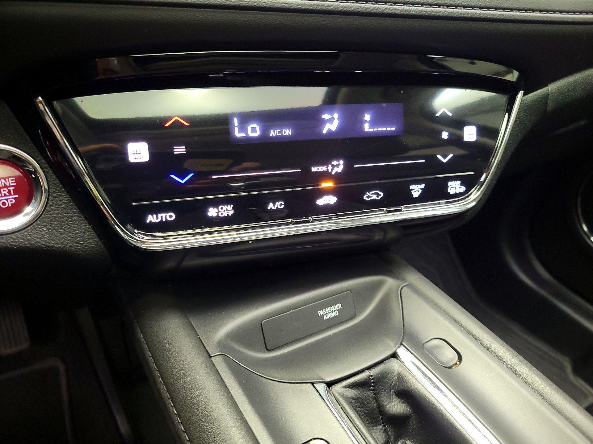 Thumbnail: 2017 Honda HR-V - 16