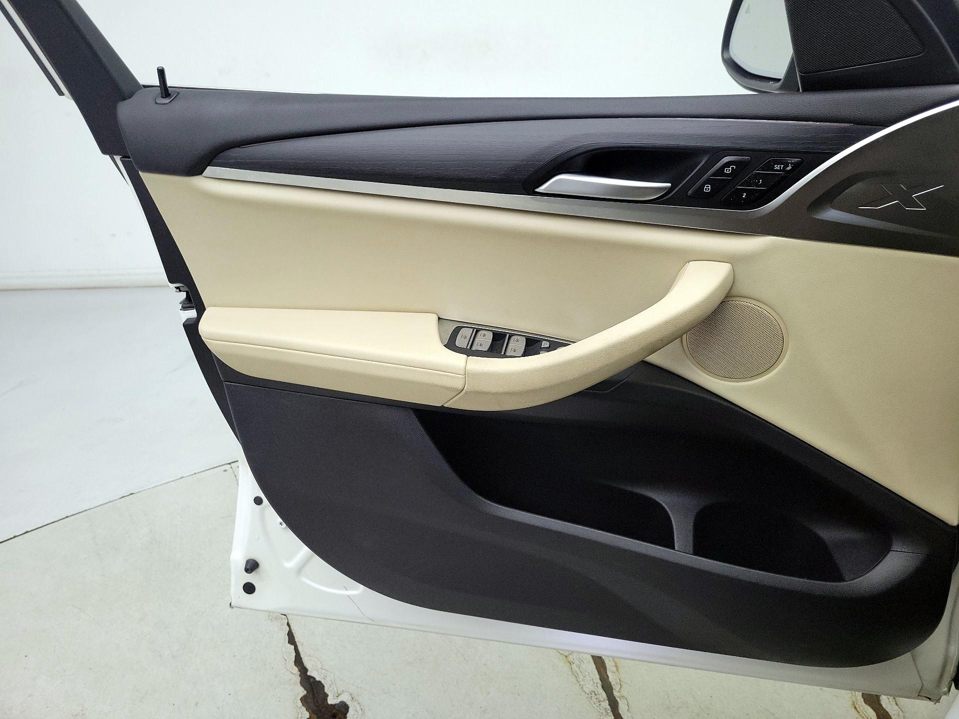 Thumbnail: 2022 BMW X3 - 12