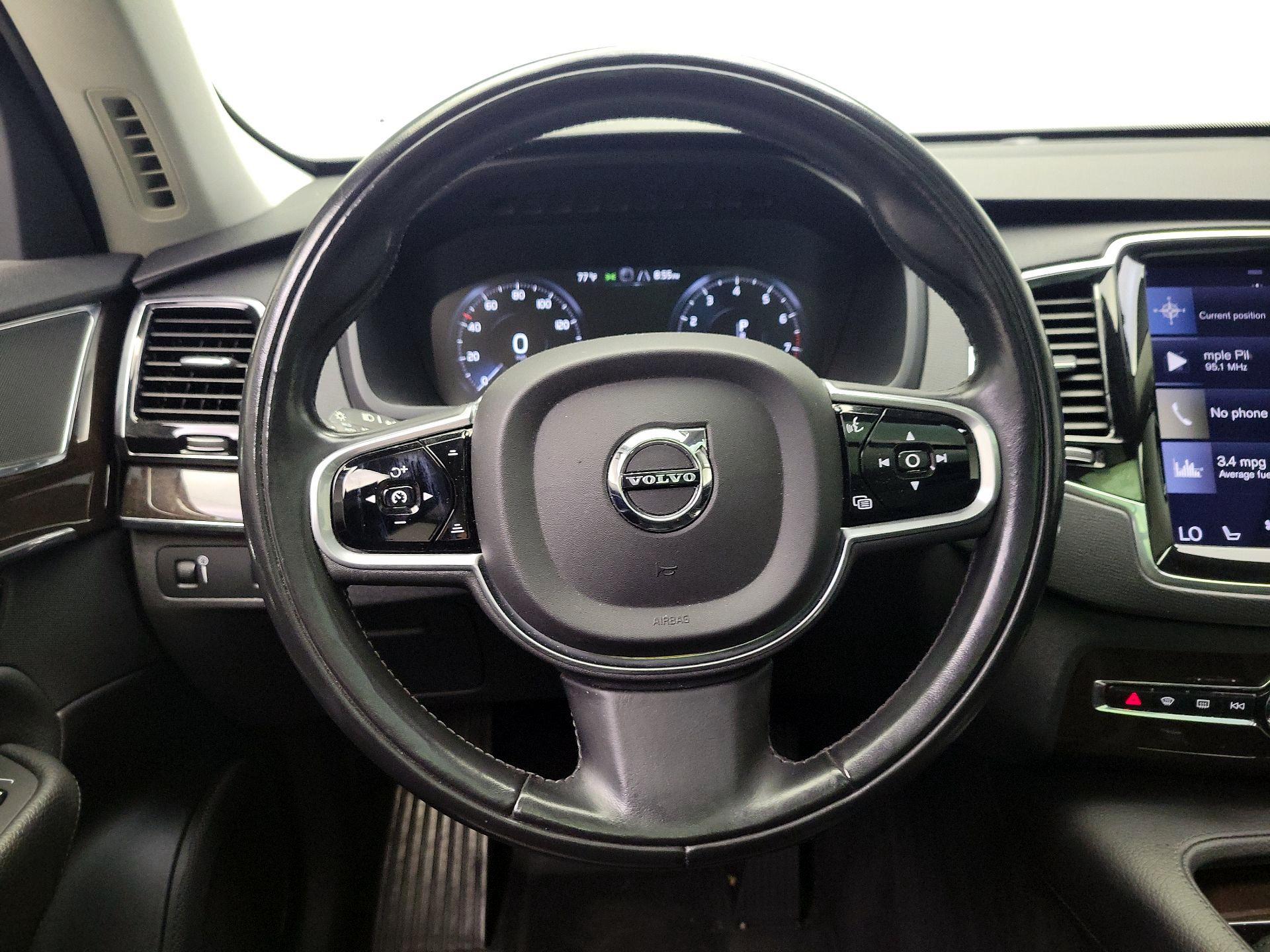Thumbnail: 2017 Volvo XC90 - 10