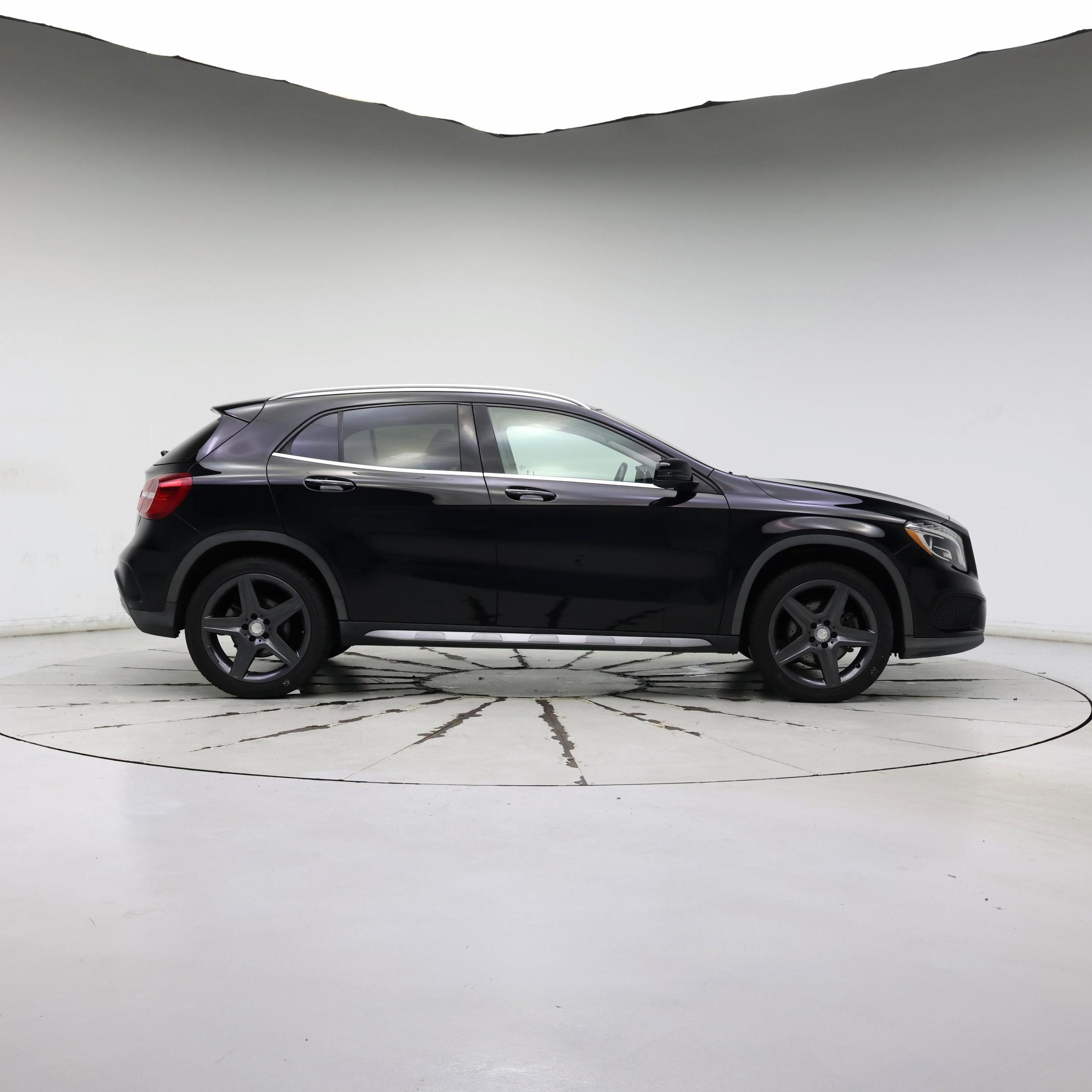 Thumbnail: 2015 Mercedes-Benz GLA - 7