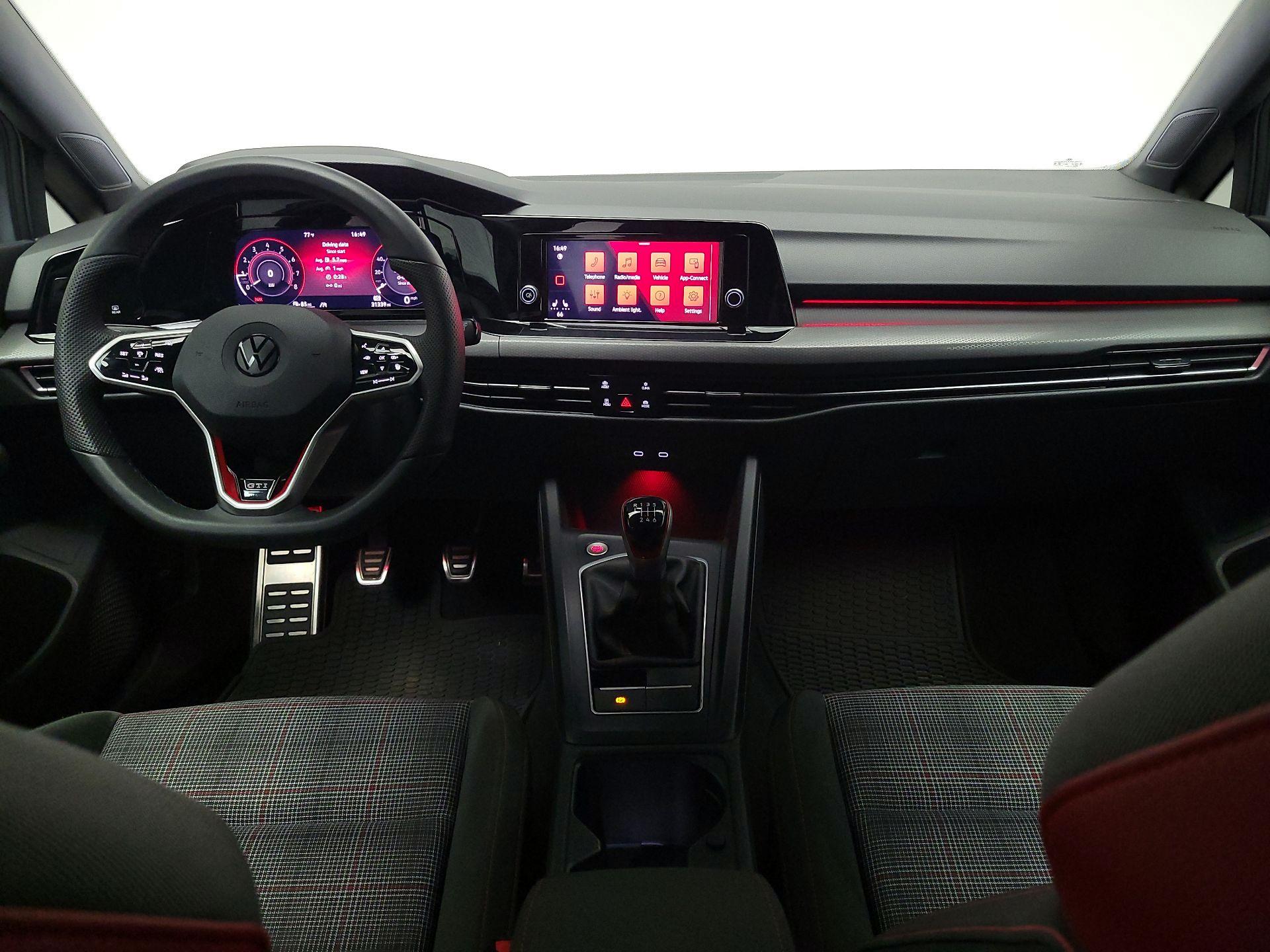 Thumbnail: 2022 Volkswagen Golf - 9
