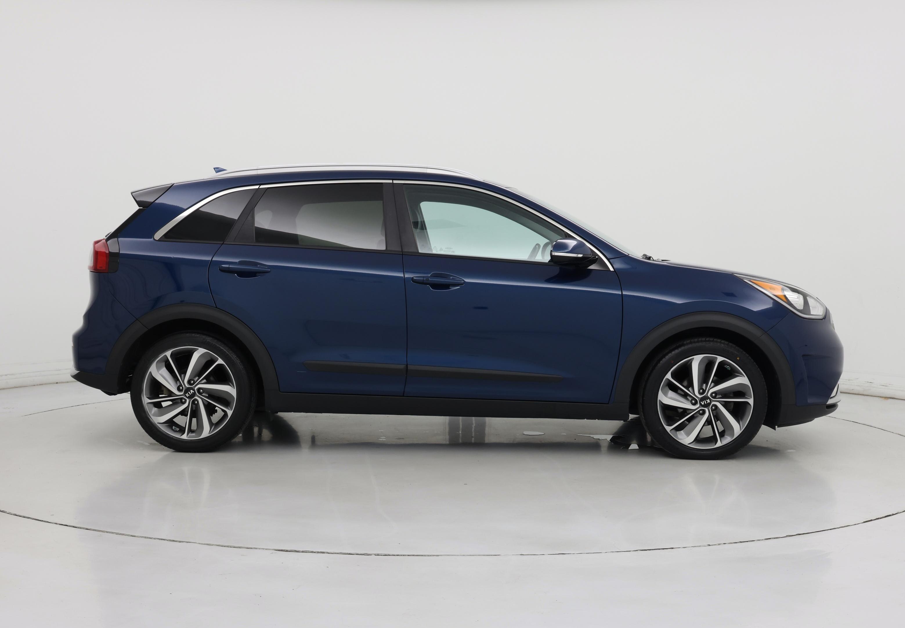 Thumbnail: 2017 Kia Niro - 7