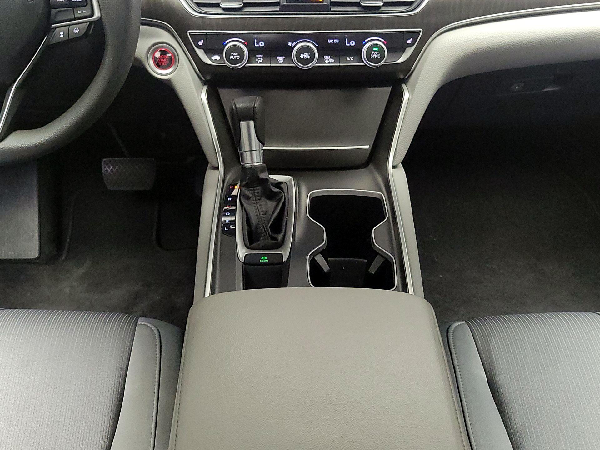 Thumbnail: 2019 Honda Accord - 17