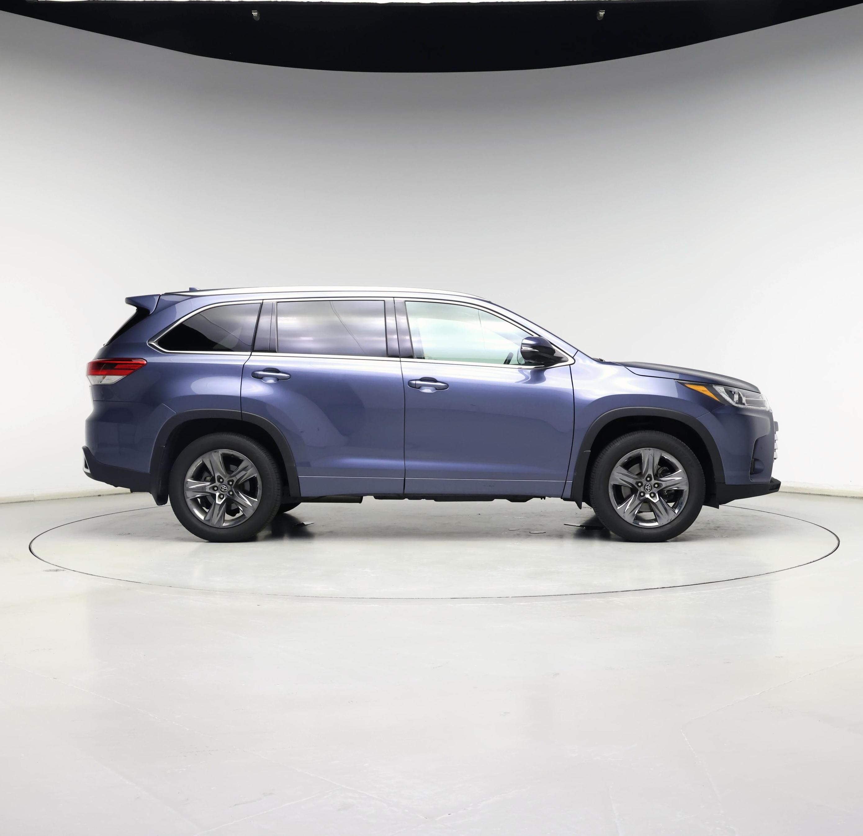 Thumbnail: 2019 Toyota Highlander - 7