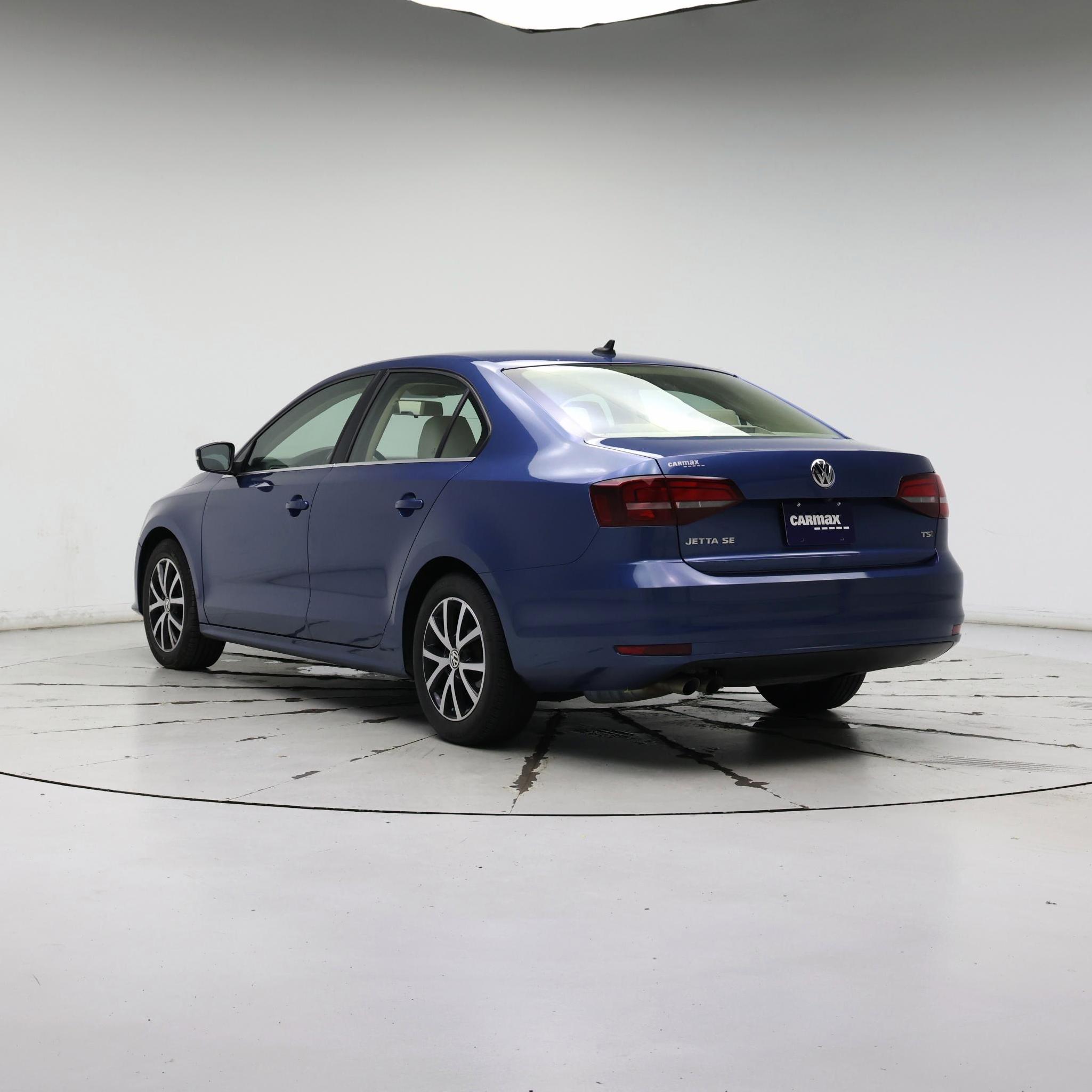 Thumbnail: 2017 Volkswagen Jetta - 2