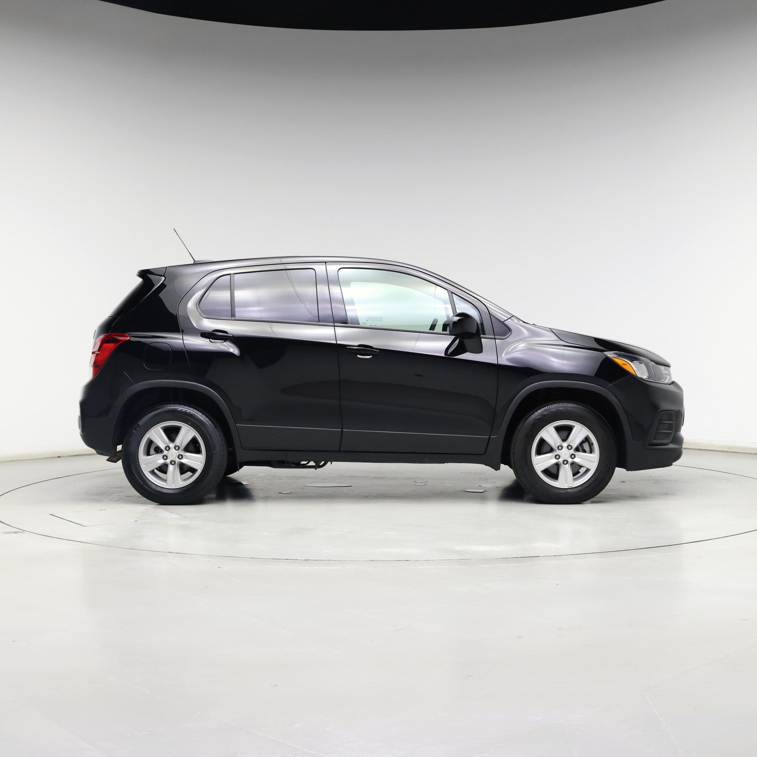 Thumbnail: 2022 Chevrolet Trax - 7