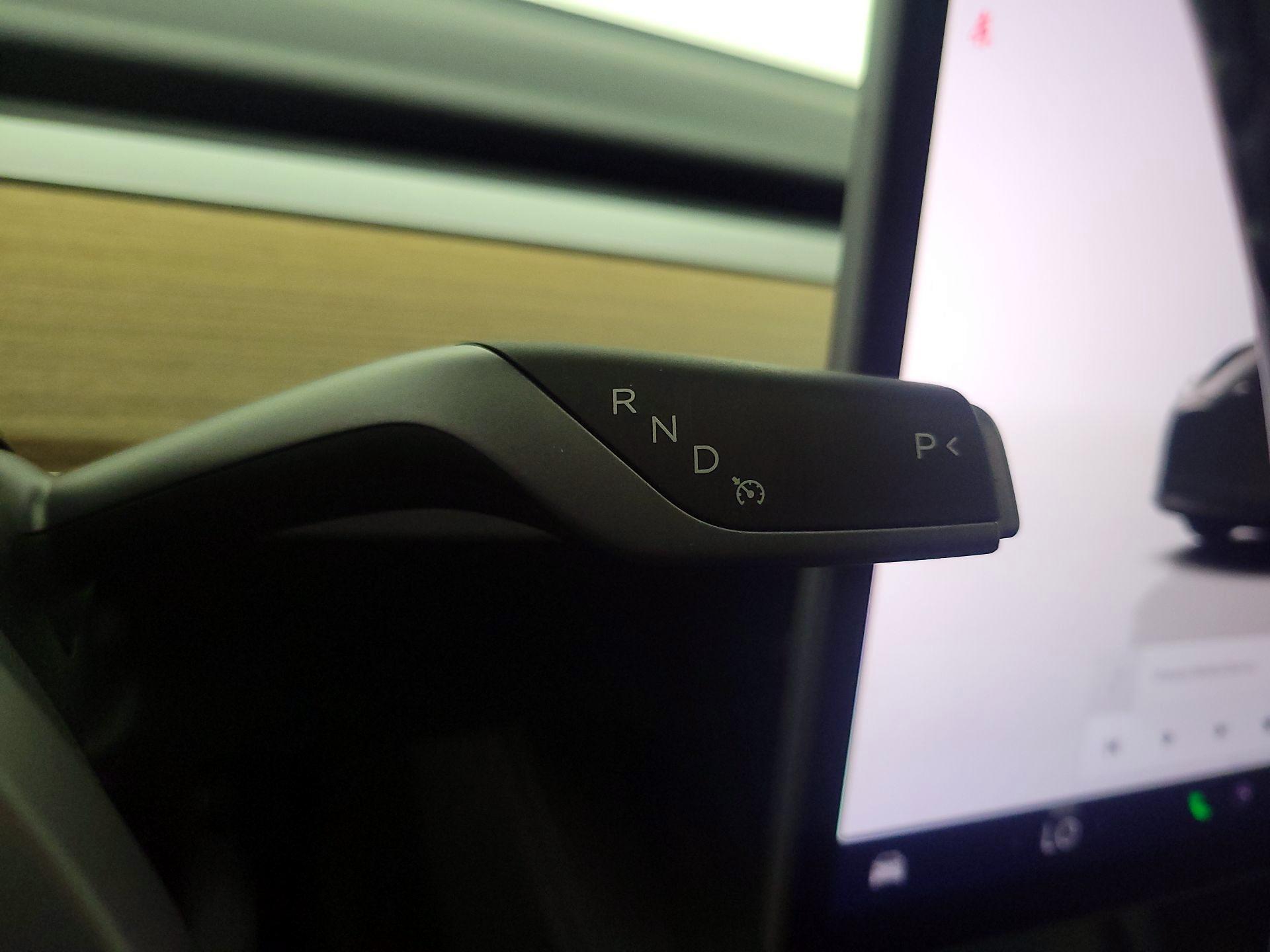 Thumbnail: 2025 Tesla Model Y - 17