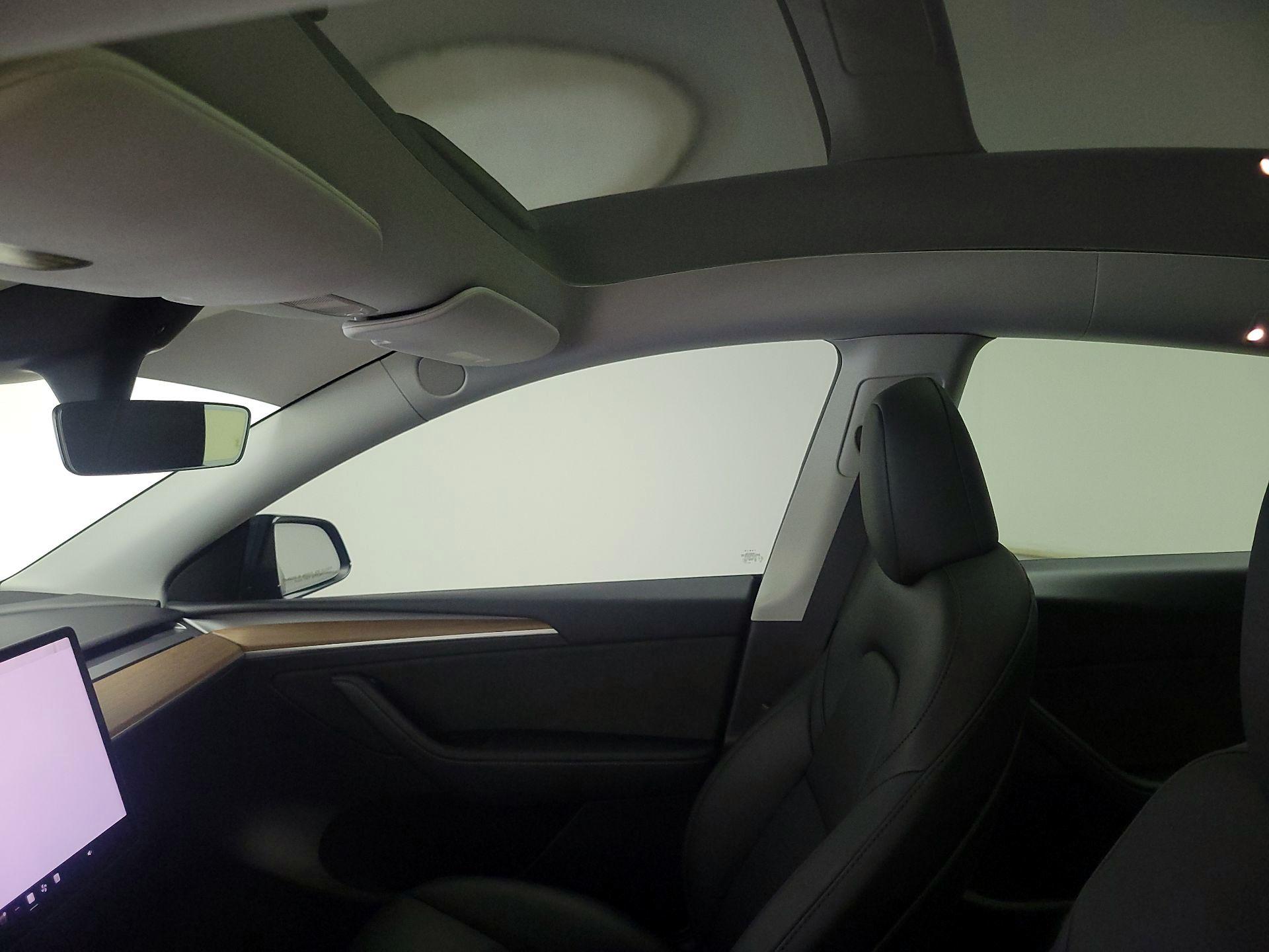 Thumbnail: 2025 Tesla Model Y - 18