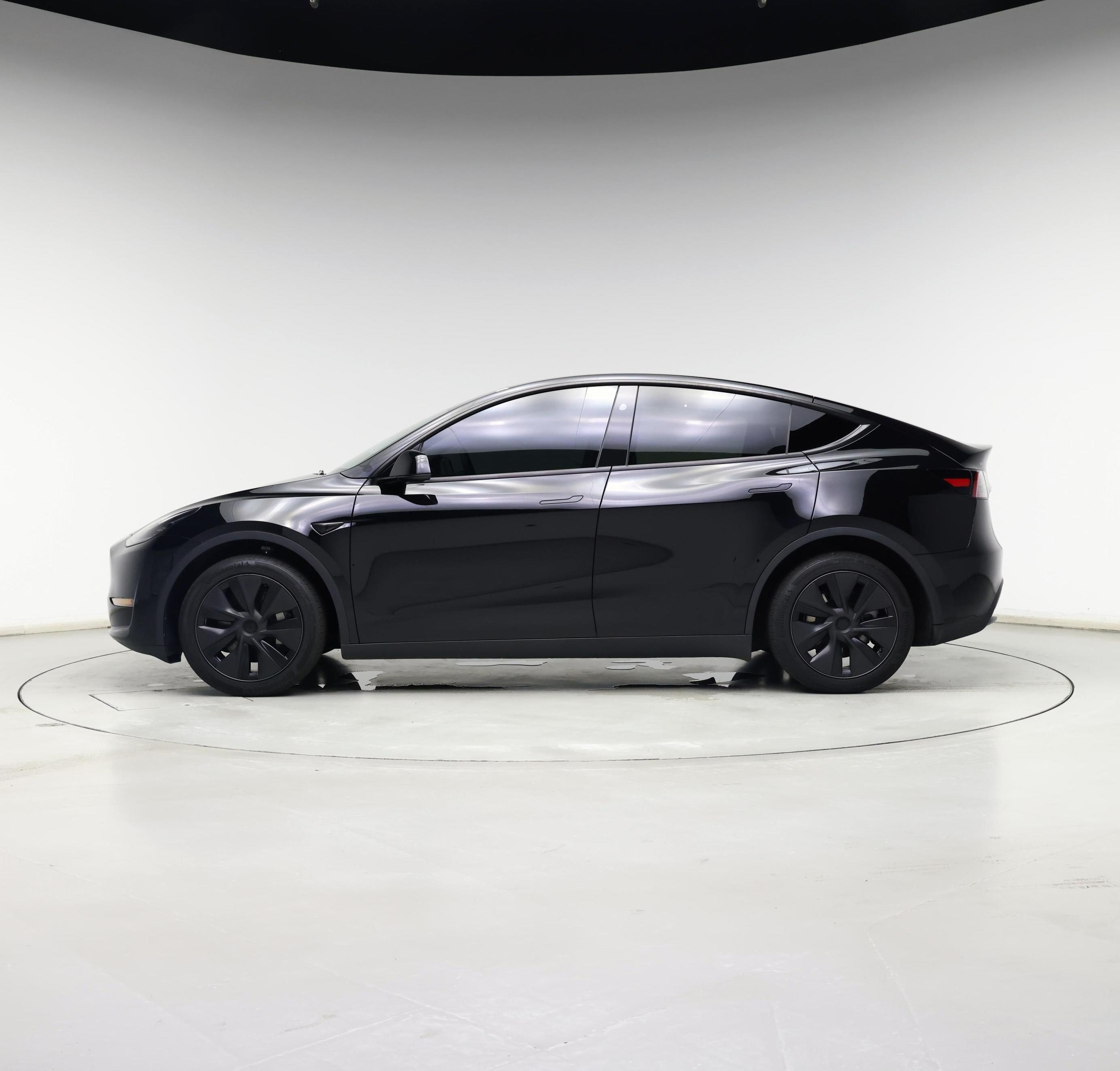 Thumbnail: 2025 Tesla Model Y - 3
