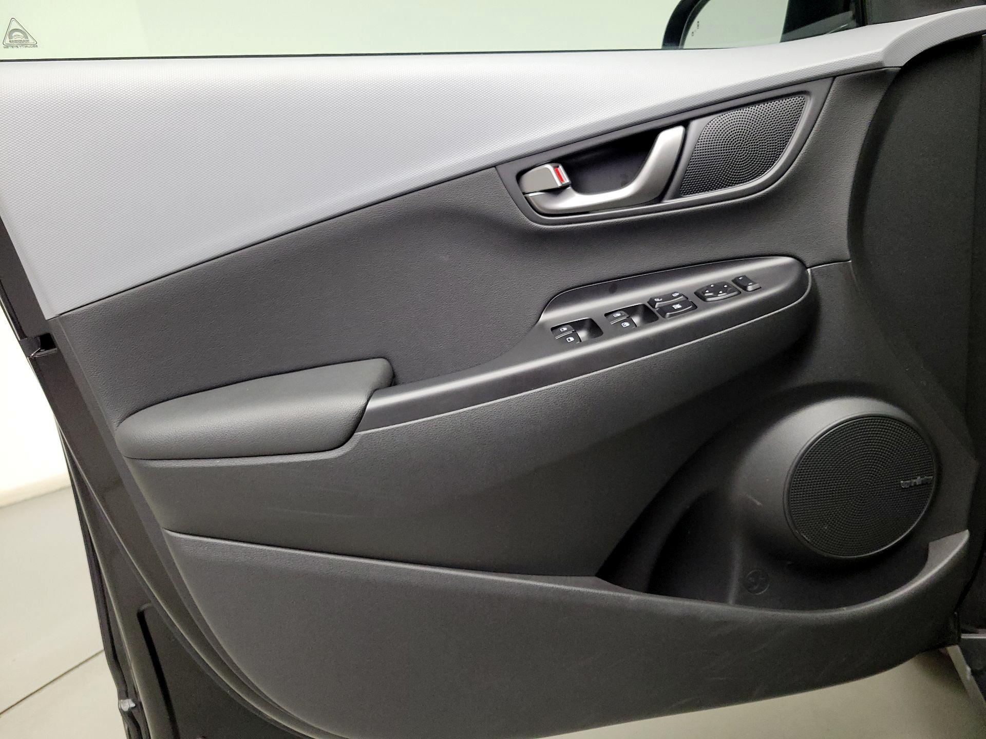 Thumbnail: 2019 Hyundai Kona - 12