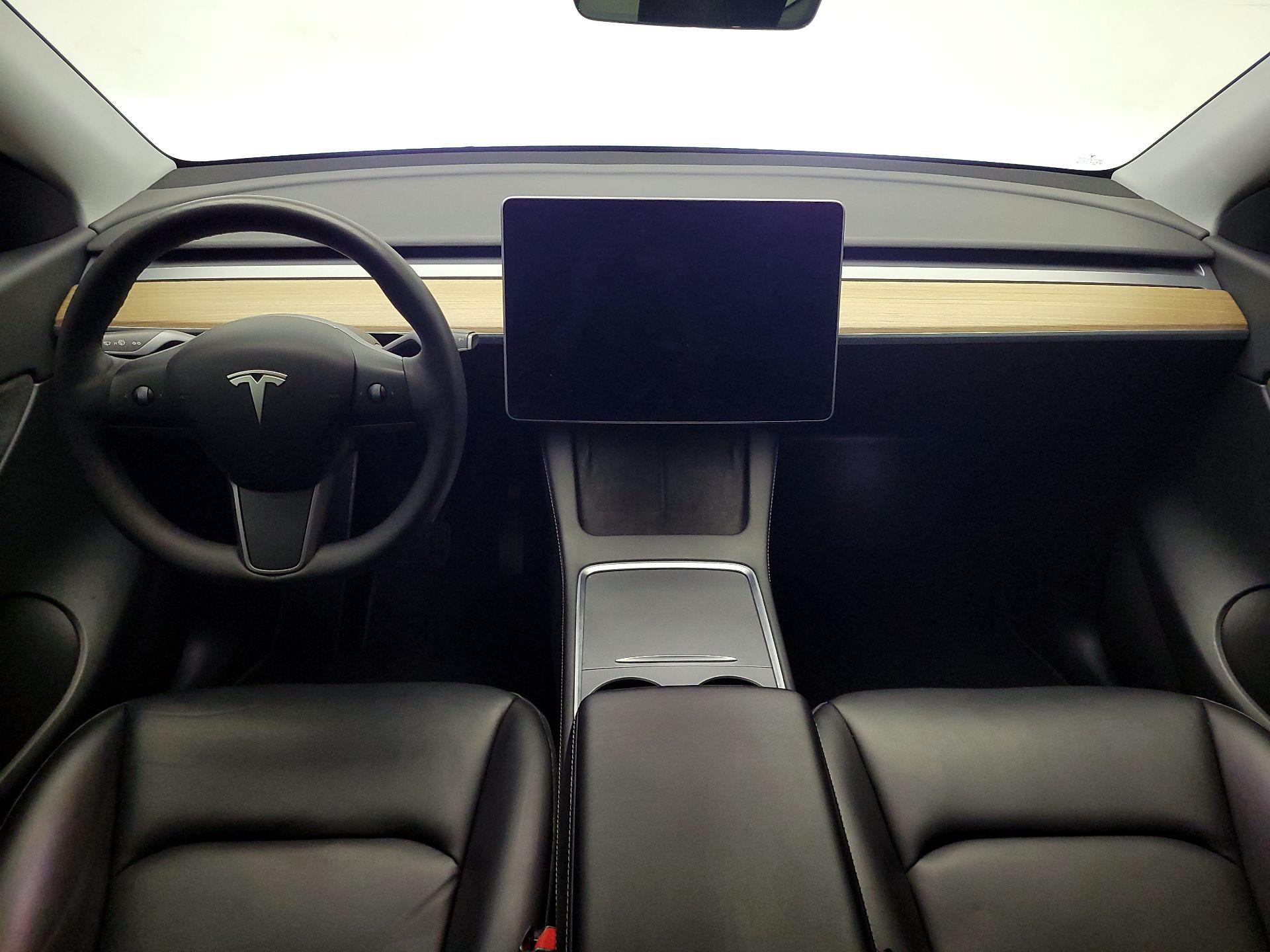 Thumbnail: 2022 Tesla Model Y - 9