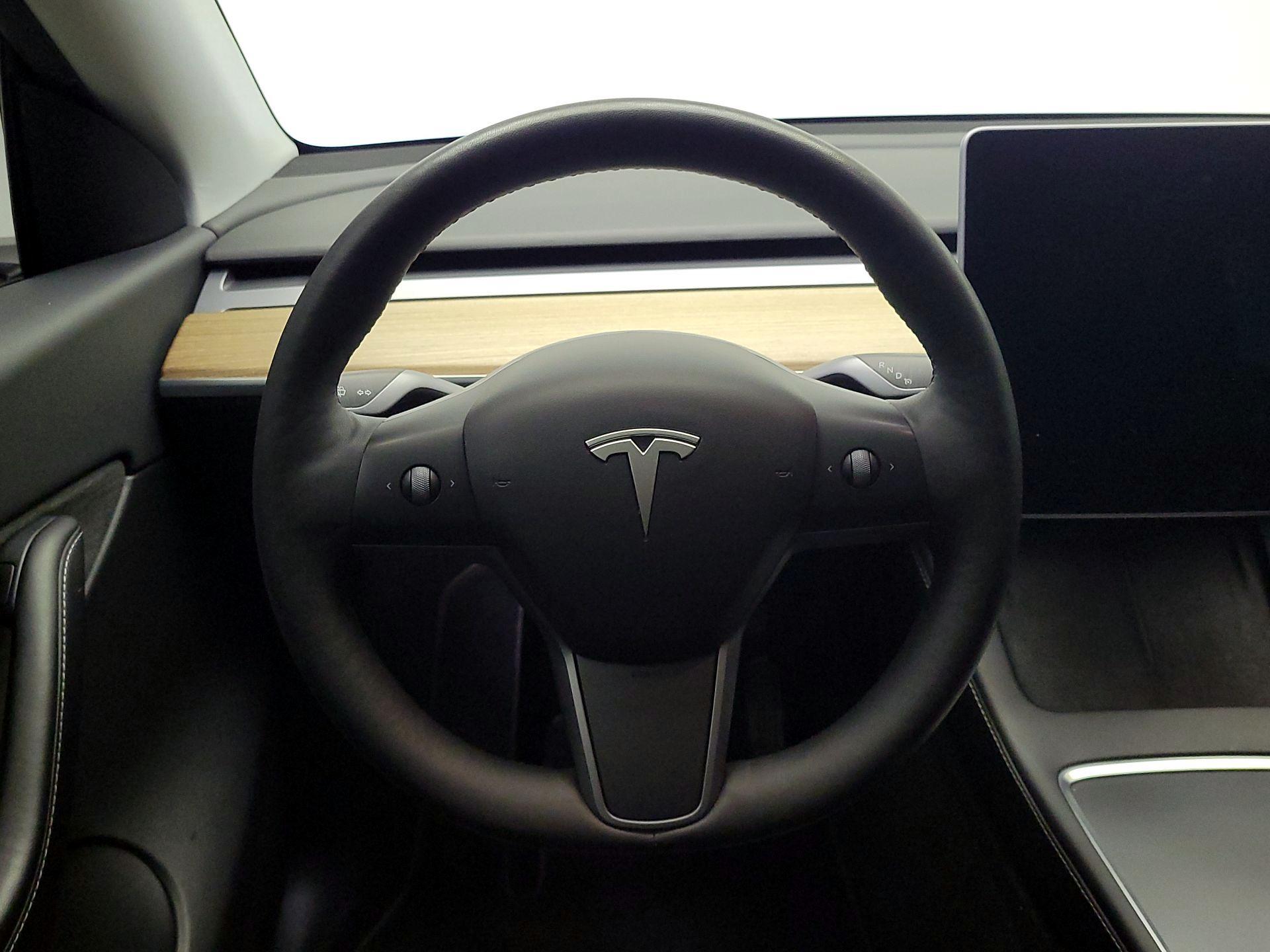 Thumbnail: 2022 Tesla Model Y - 10
