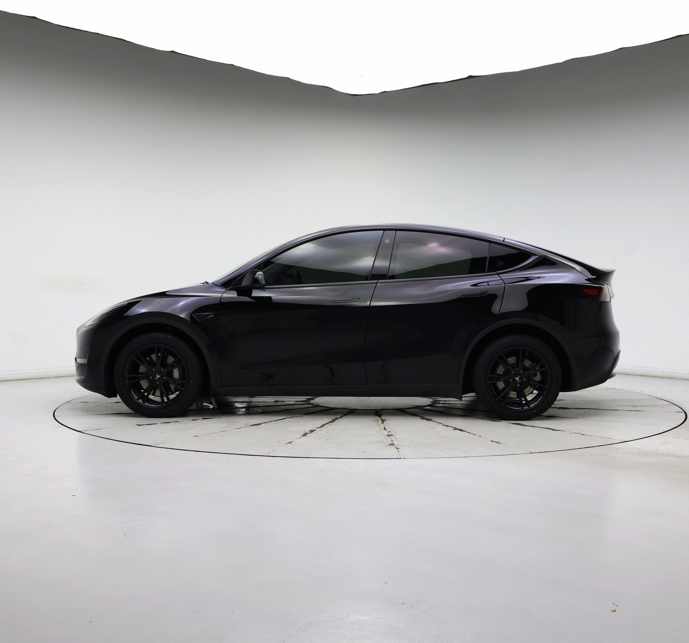 Thumbnail: 2022 Tesla Model Y - 3