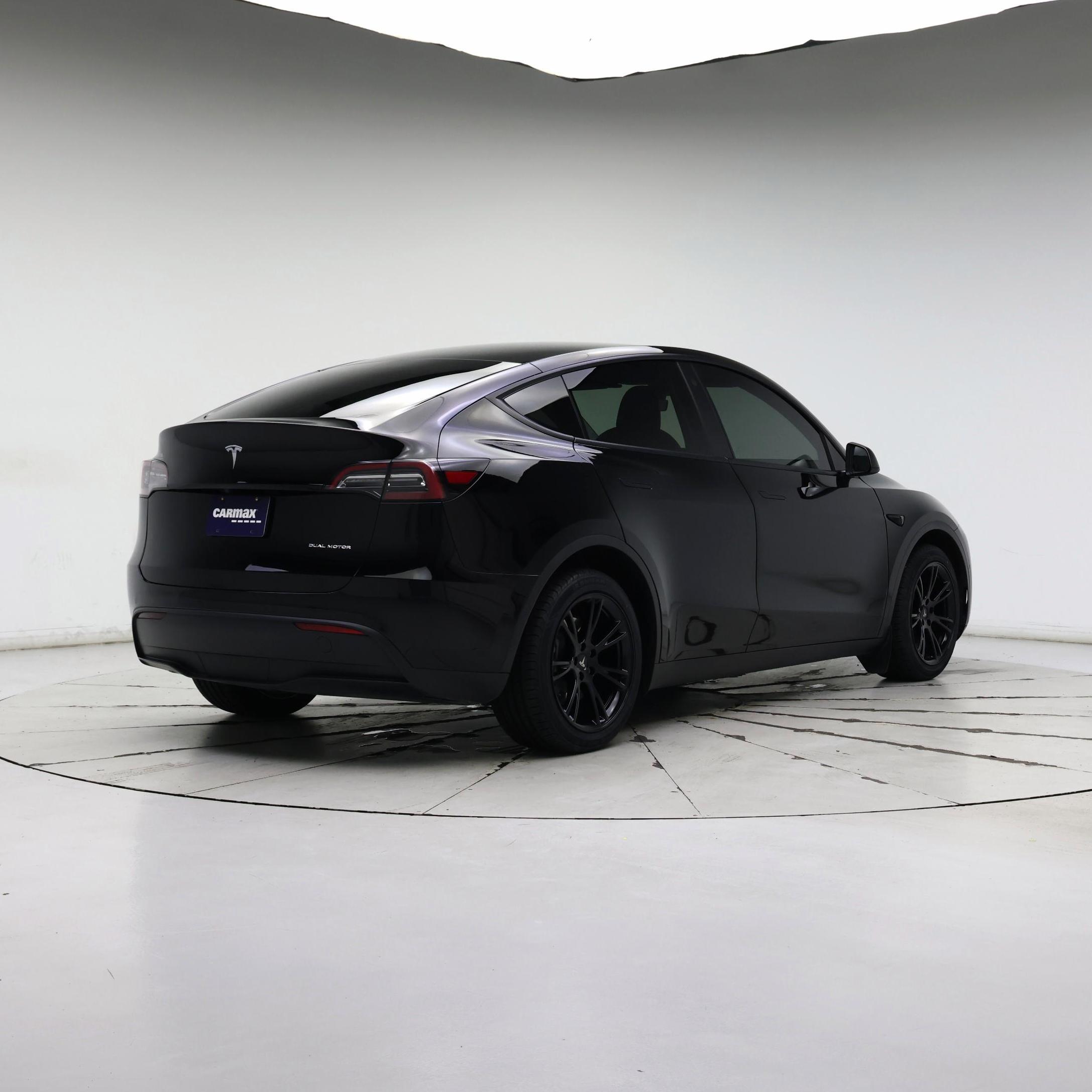 Thumbnail: 2022 Tesla Model Y - 8