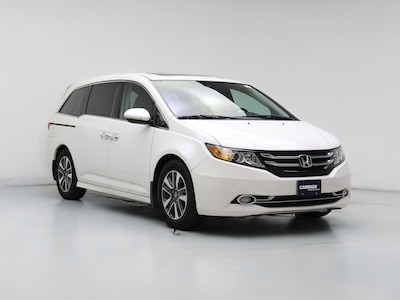 White 2016 Honda Odyssey Touring Elite