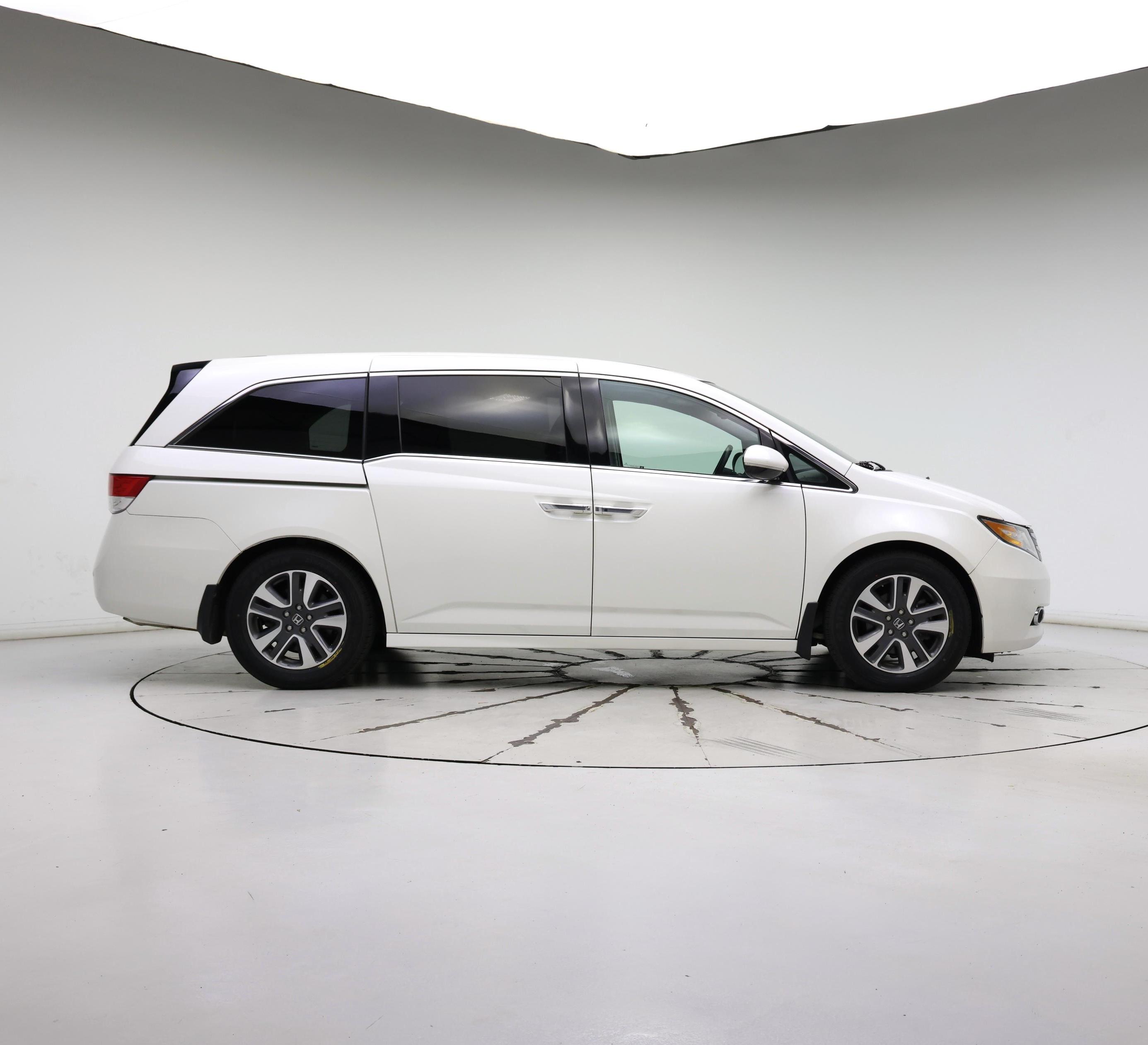Thumbnail: 2016 Honda Odyssey - 7
