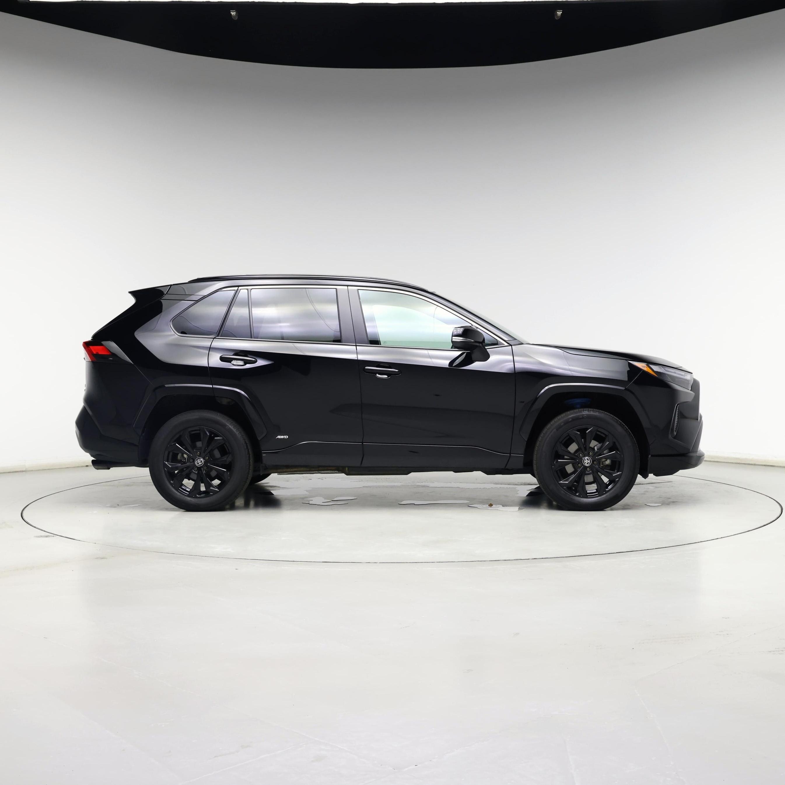 Thumbnail: 2022 Toyota RAV4 - 7