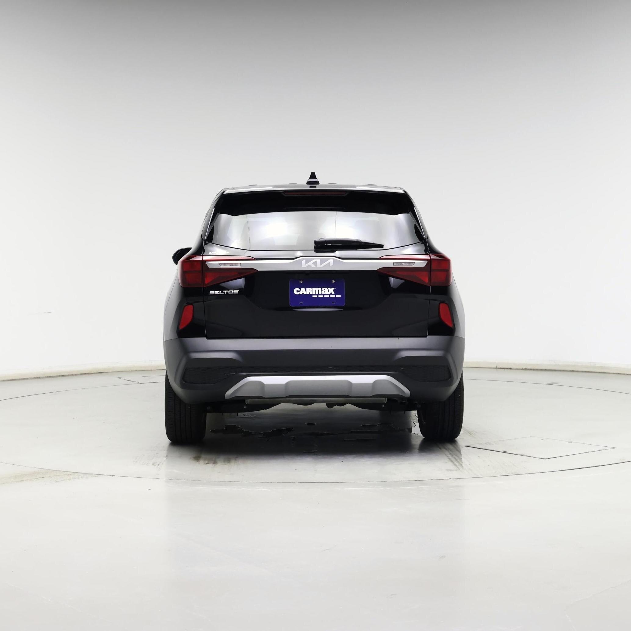 Thumbnail: 2023 Kia Seltos - 6