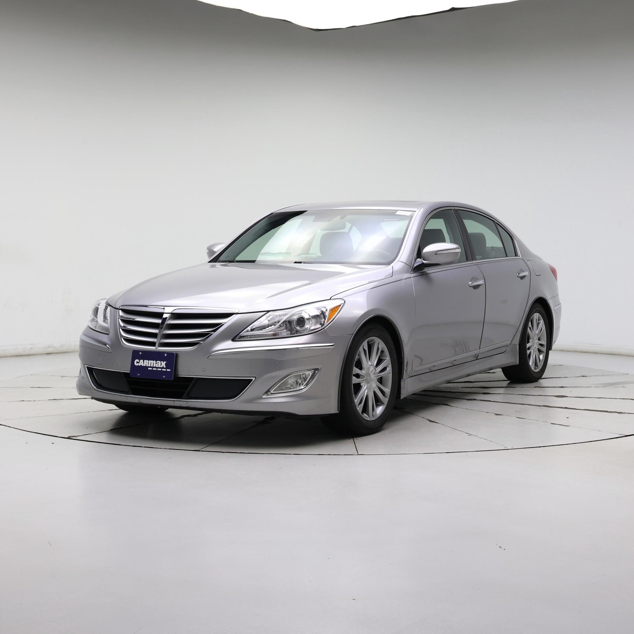 Thumbnail: 2013 Hyundai Genesis - 4