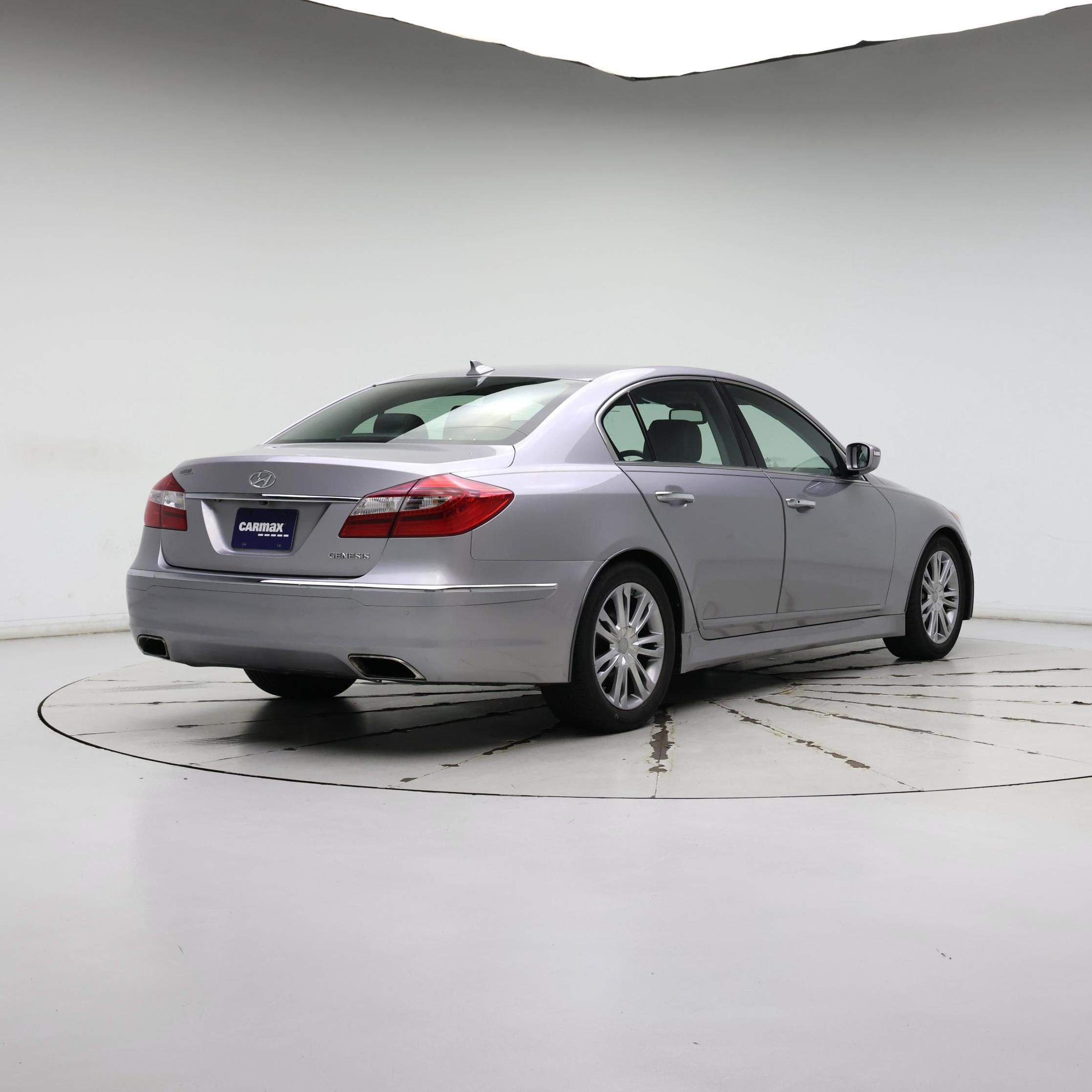Thumbnail: 2013 Hyundai Genesis - 8