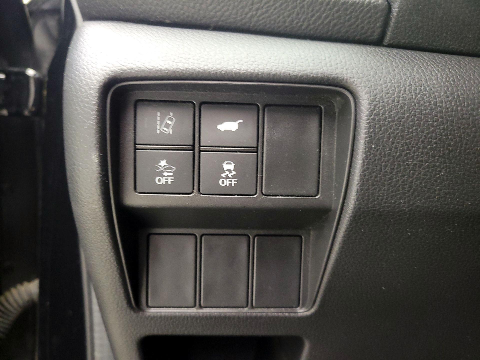 Thumbnail: 2018 Honda CR-V - 13