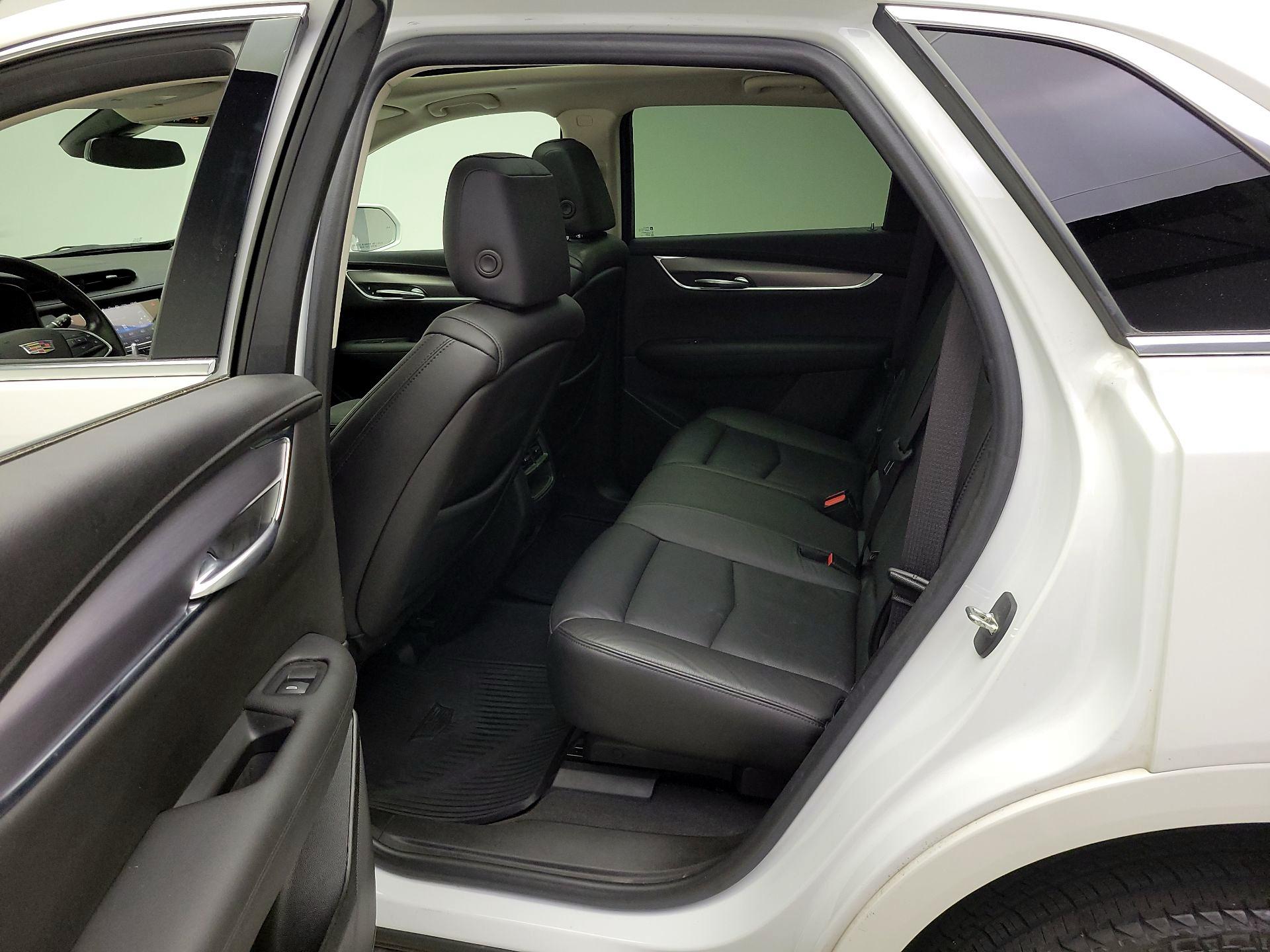 Thumbnail: 2019 Cadillac XT5 - 20