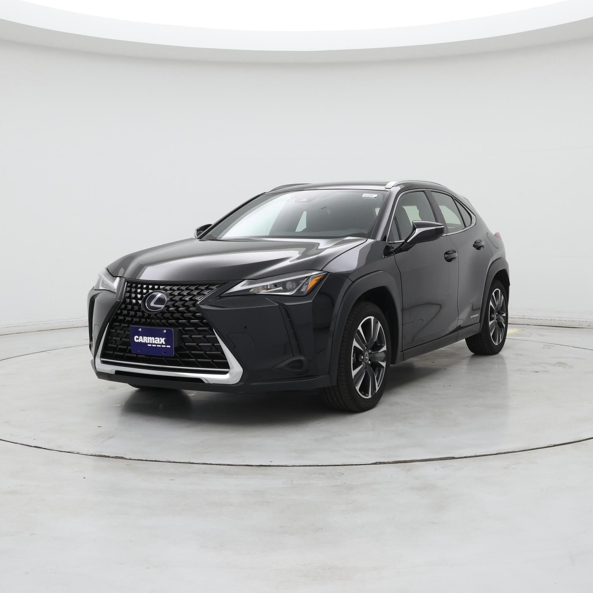 Thumbnail: 2021 Lexus UX - 4