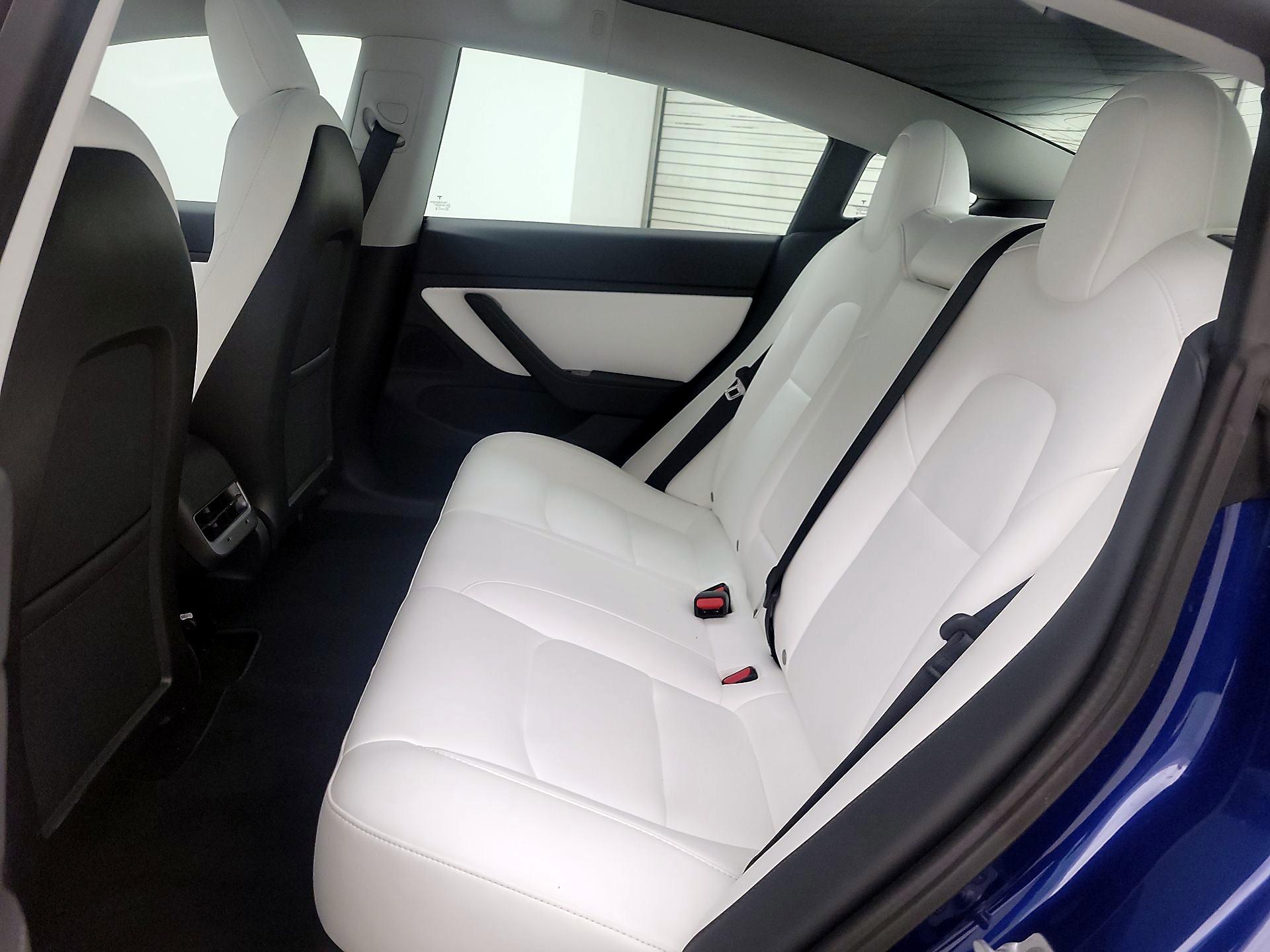 Thumbnail: 2020 Tesla Model 3 - 19