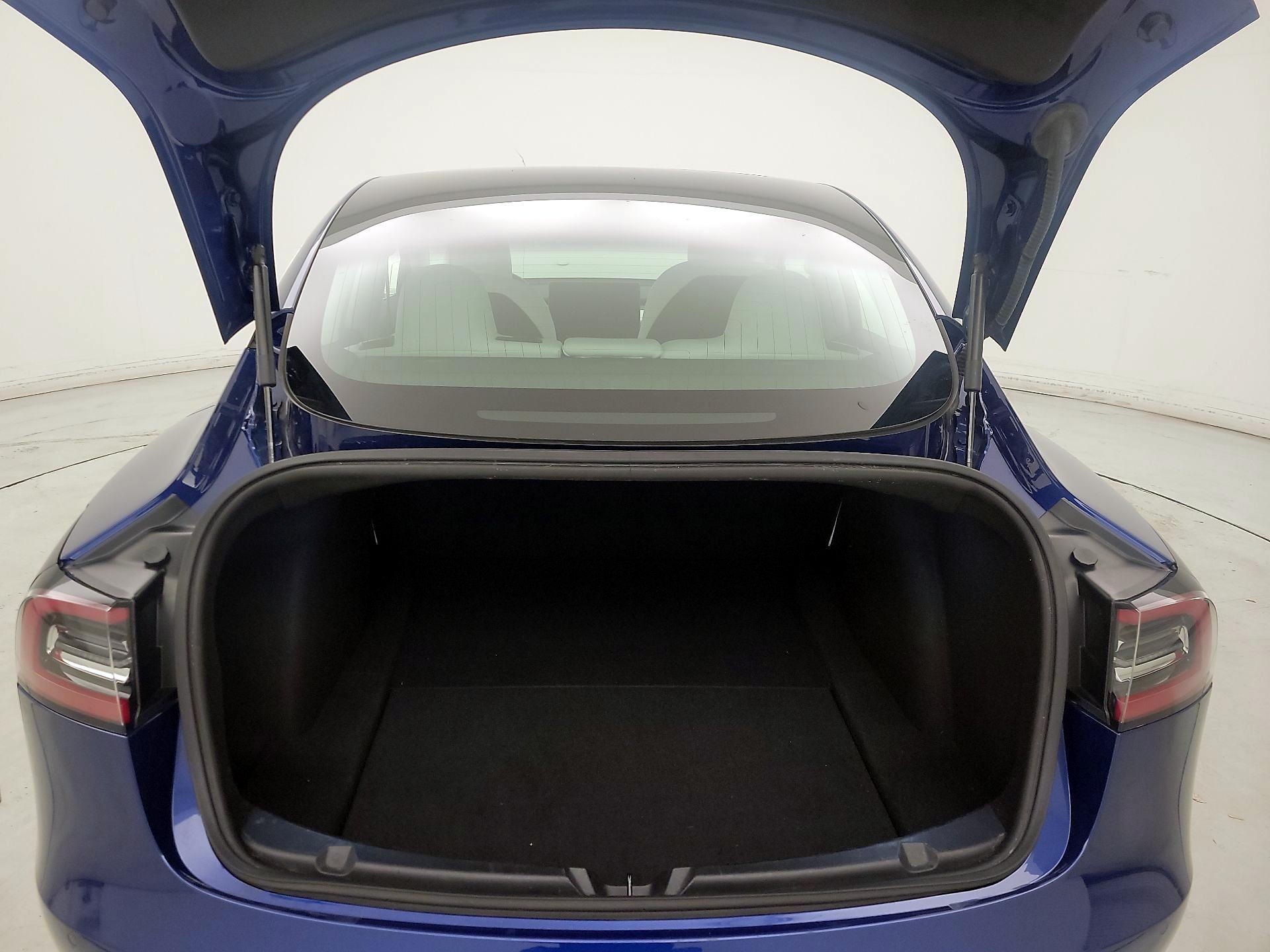 Thumbnail: 2020 Tesla Model 3 - 20
