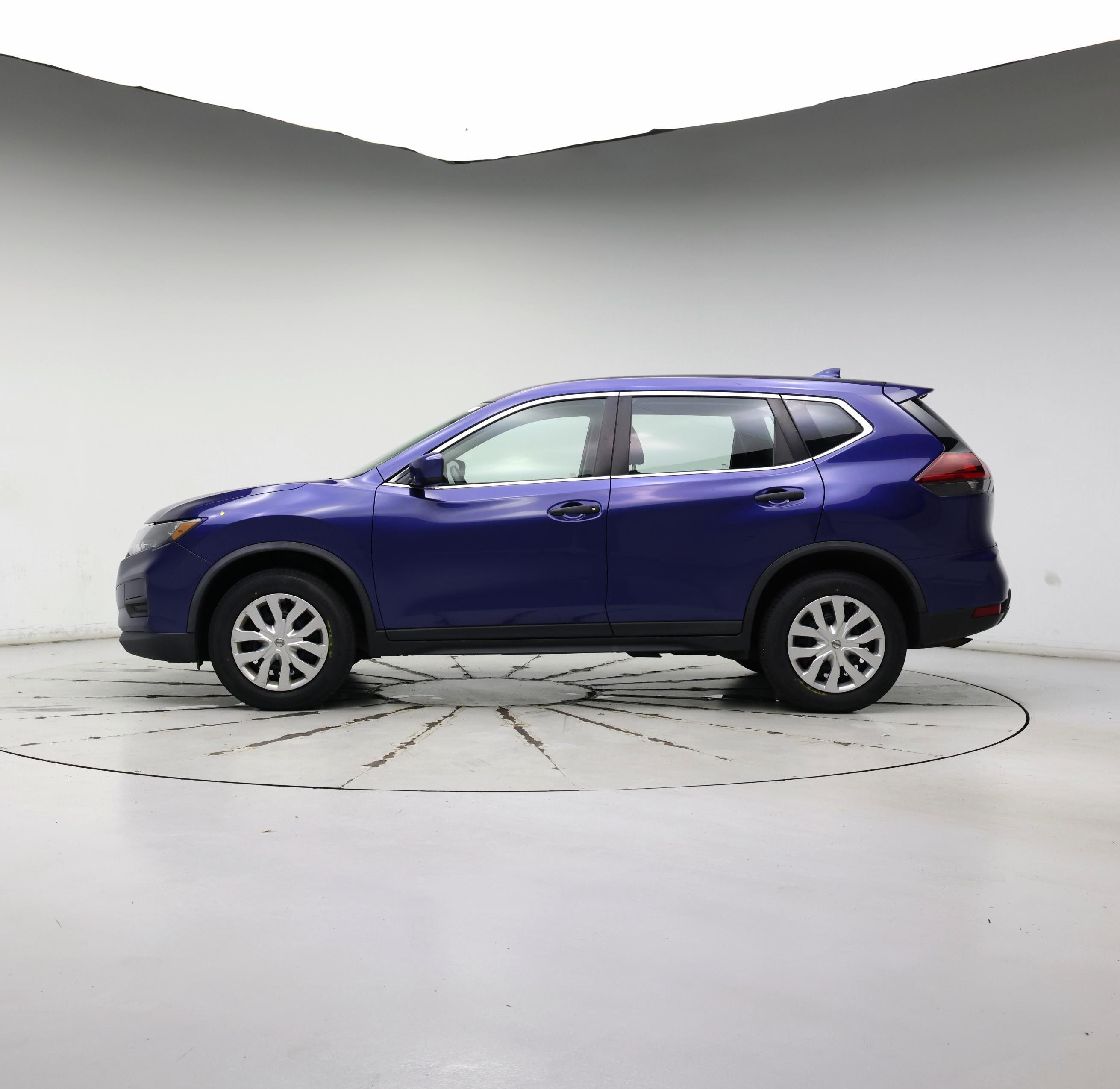 Thumbnail: 2018 Nissan Rogue - 3