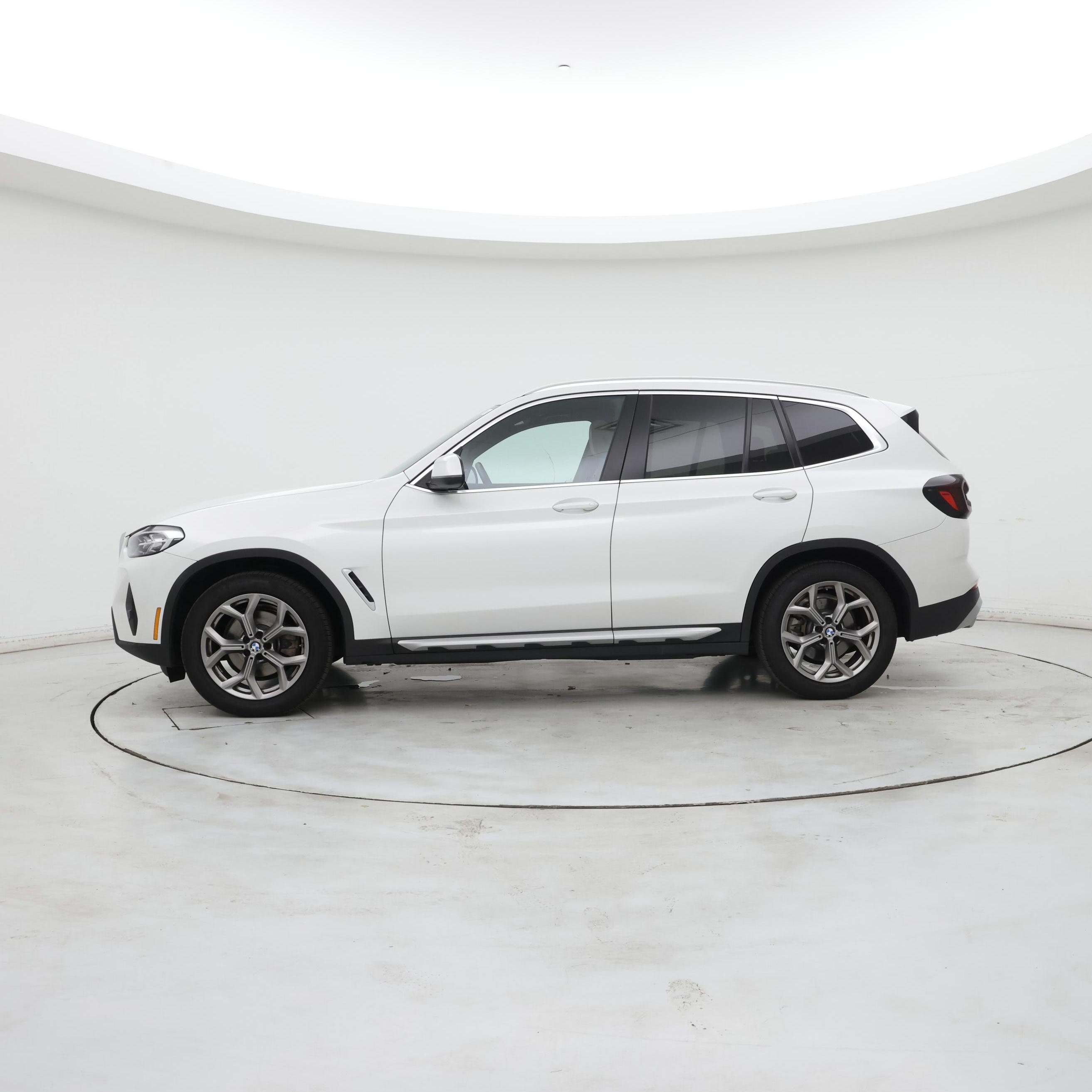 Thumbnail: 2022 BMW X3 - 3