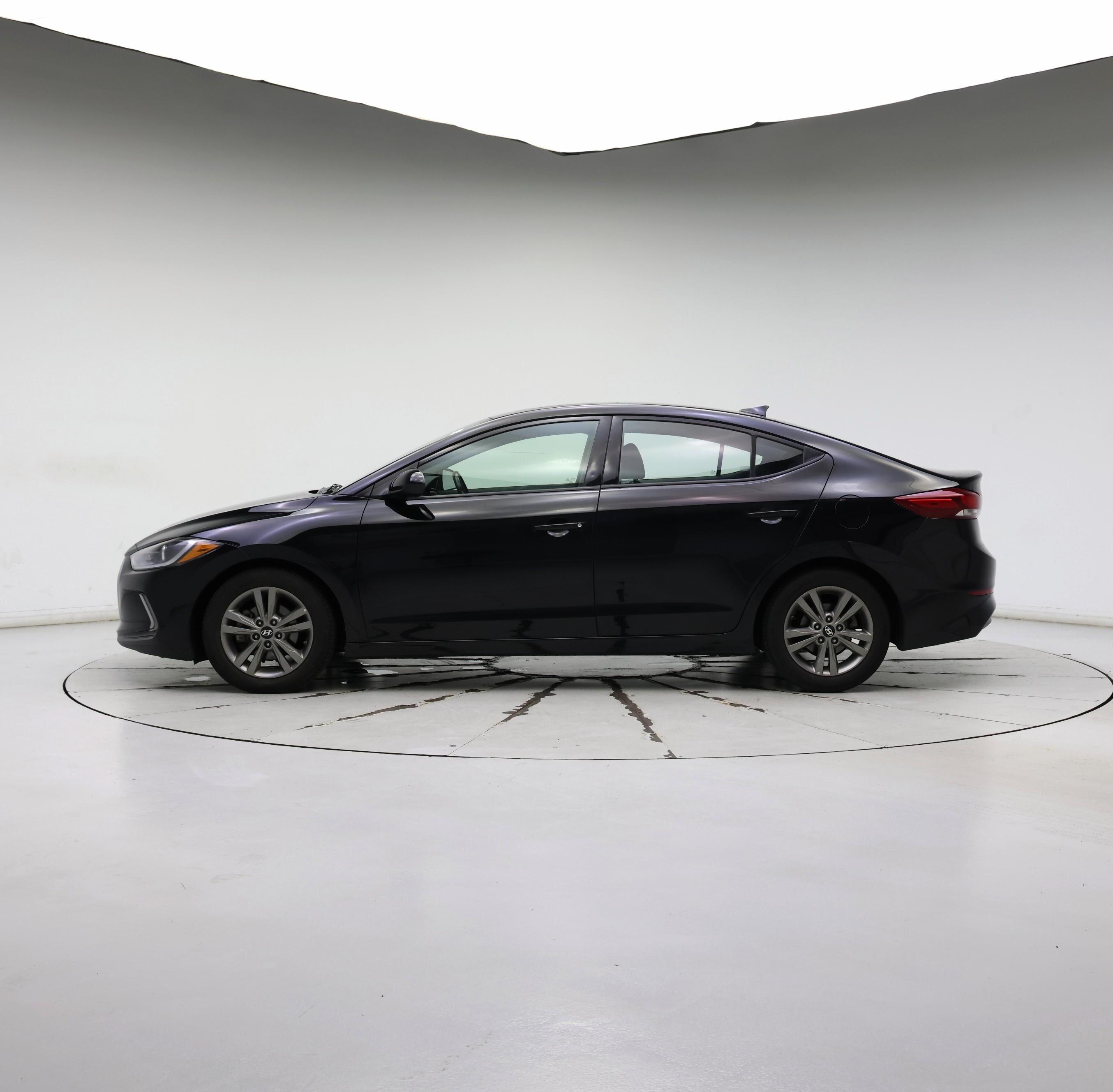 Thumbnail: 2018 Hyundai Elantra - 3