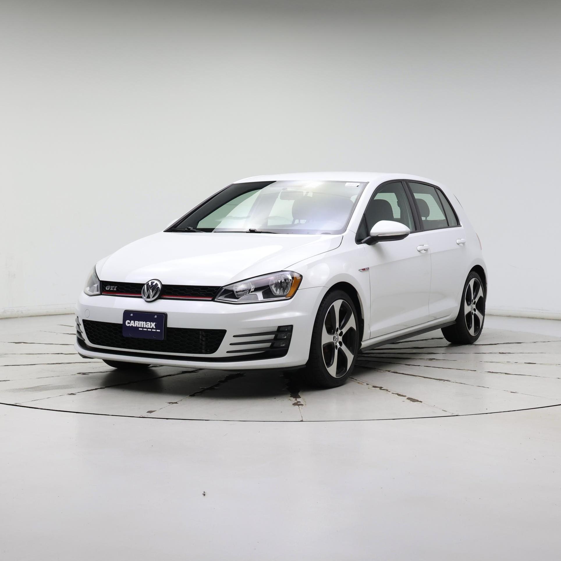 Thumbnail: 2016 Volkswagen Golf - 4