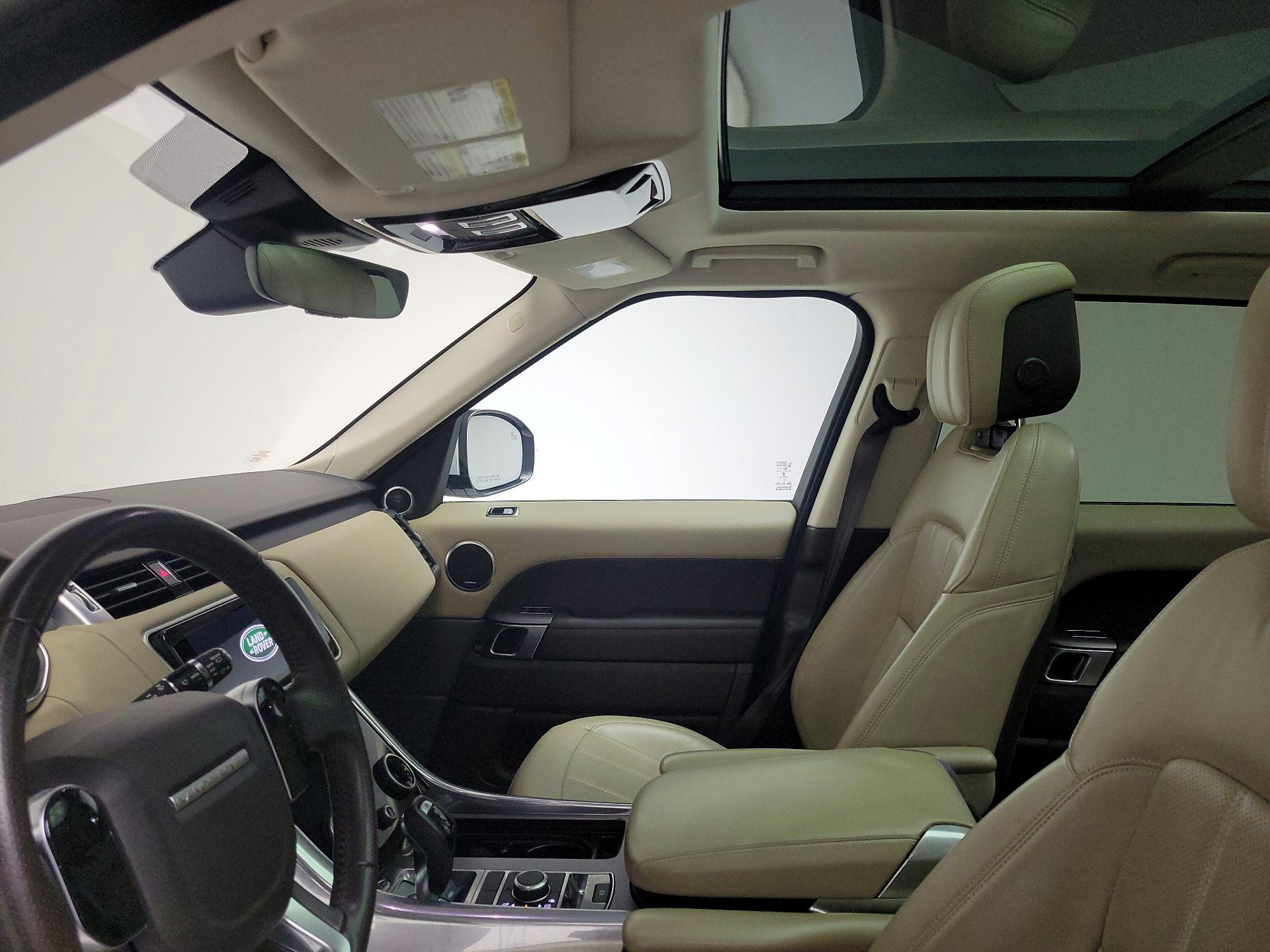 Thumbnail: 2019 Land Rover Range Rover Sport - 20