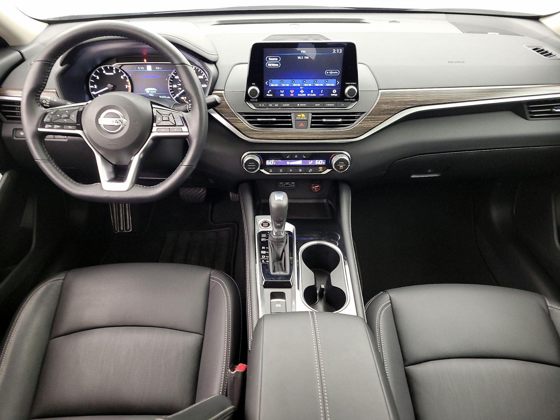 Thumbnail: 2020 Nissan Altima - 9