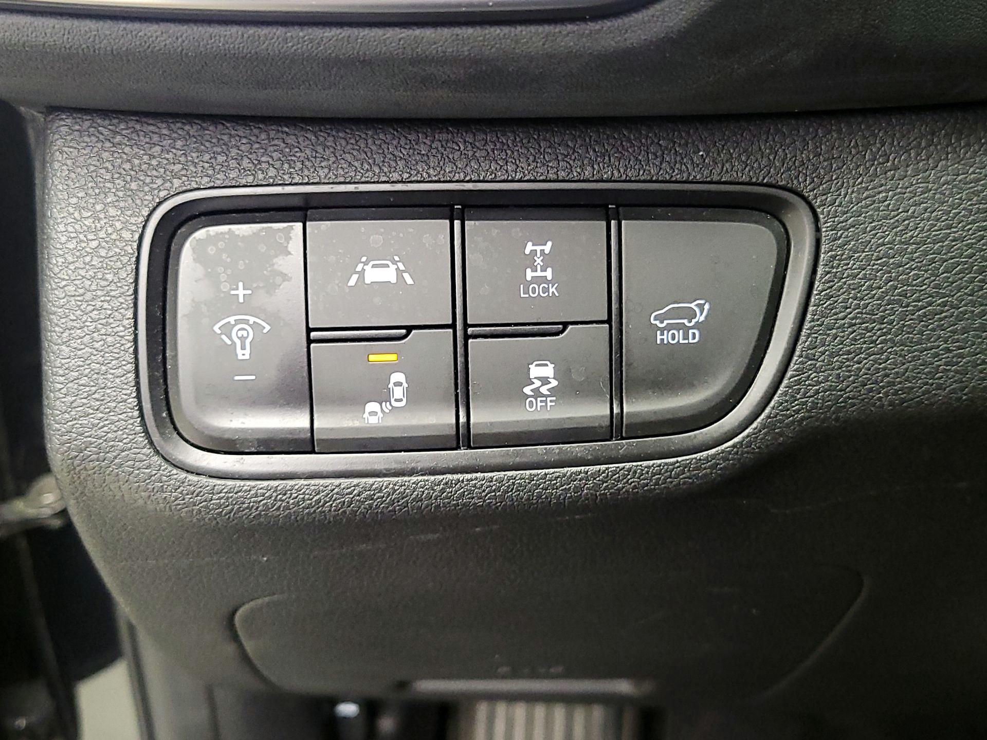 Thumbnail: 2019 Hyundai Santa Fe - 13