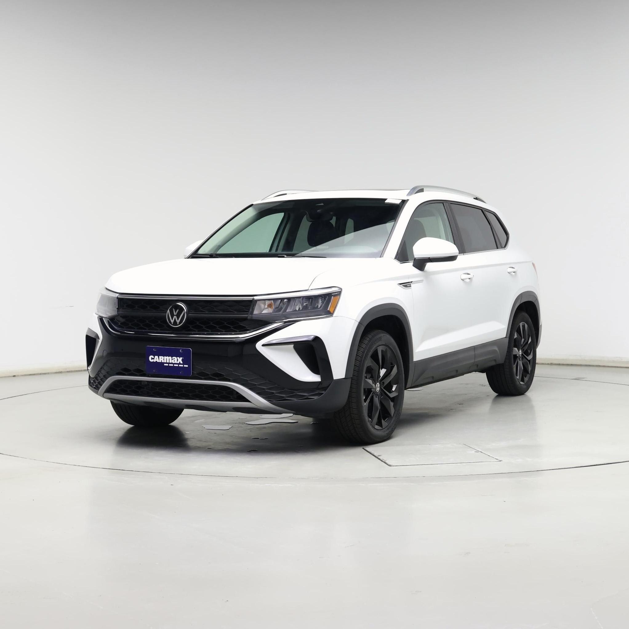 Thumbnail: 2023 Volkswagen Taos - 4