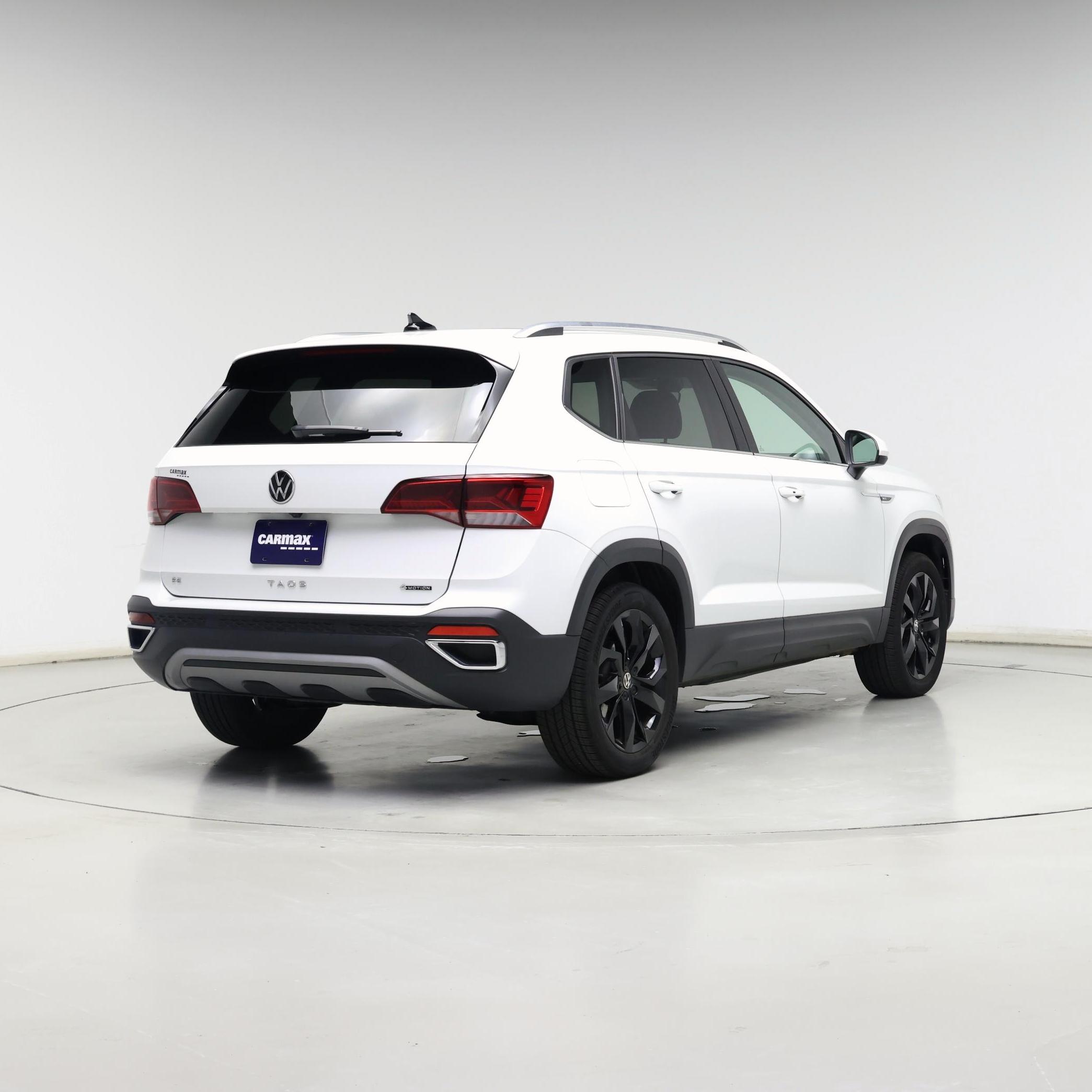 Thumbnail: 2023 Volkswagen Taos - 8