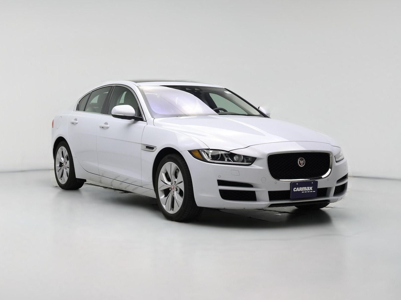 2018 Jaguar XE