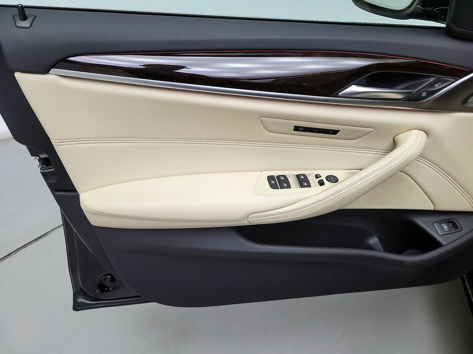Thumbnail: 2019 BMW 5 Series - 12