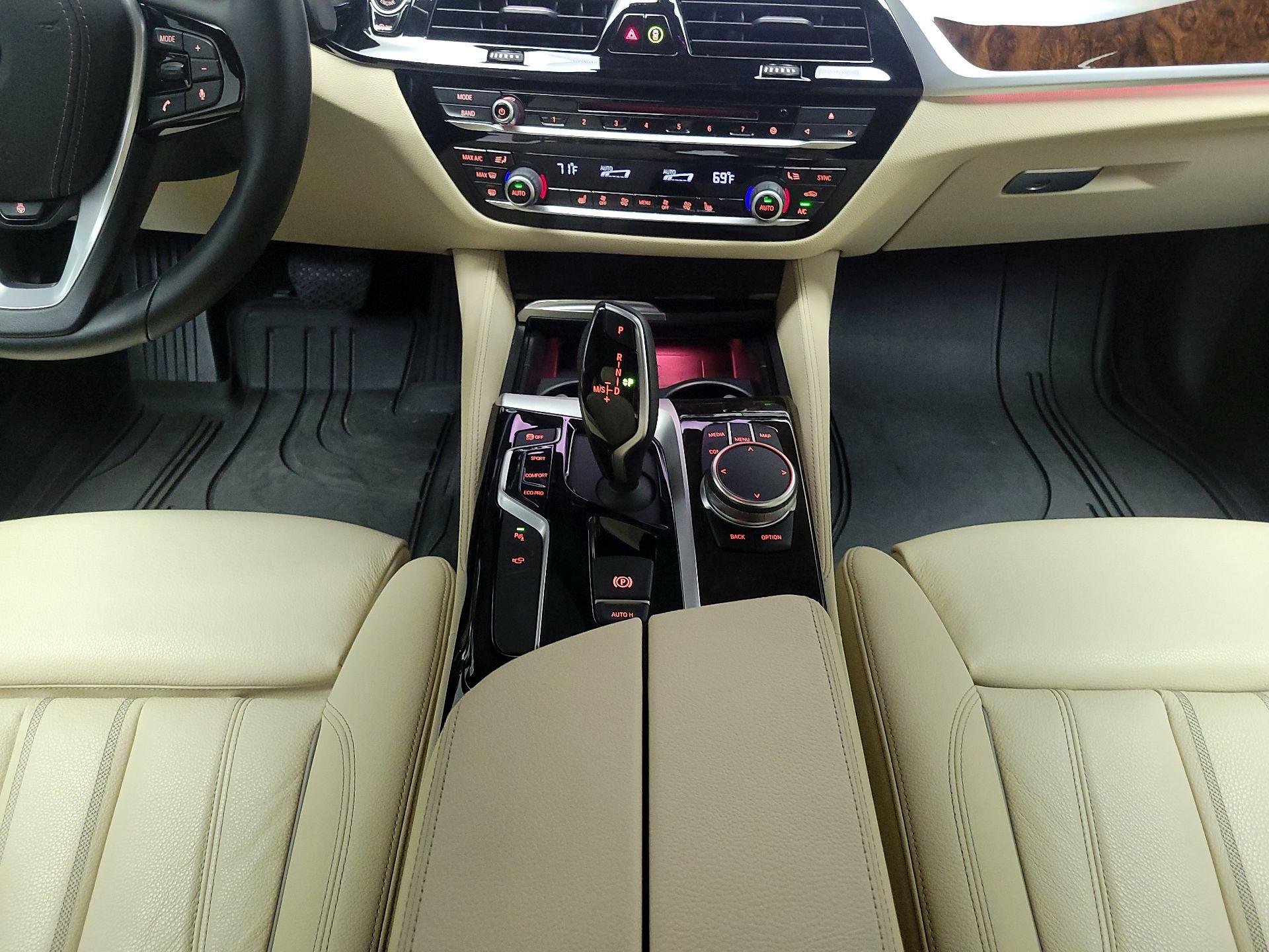 Thumbnail: 2019 BMW 5 Series - 18