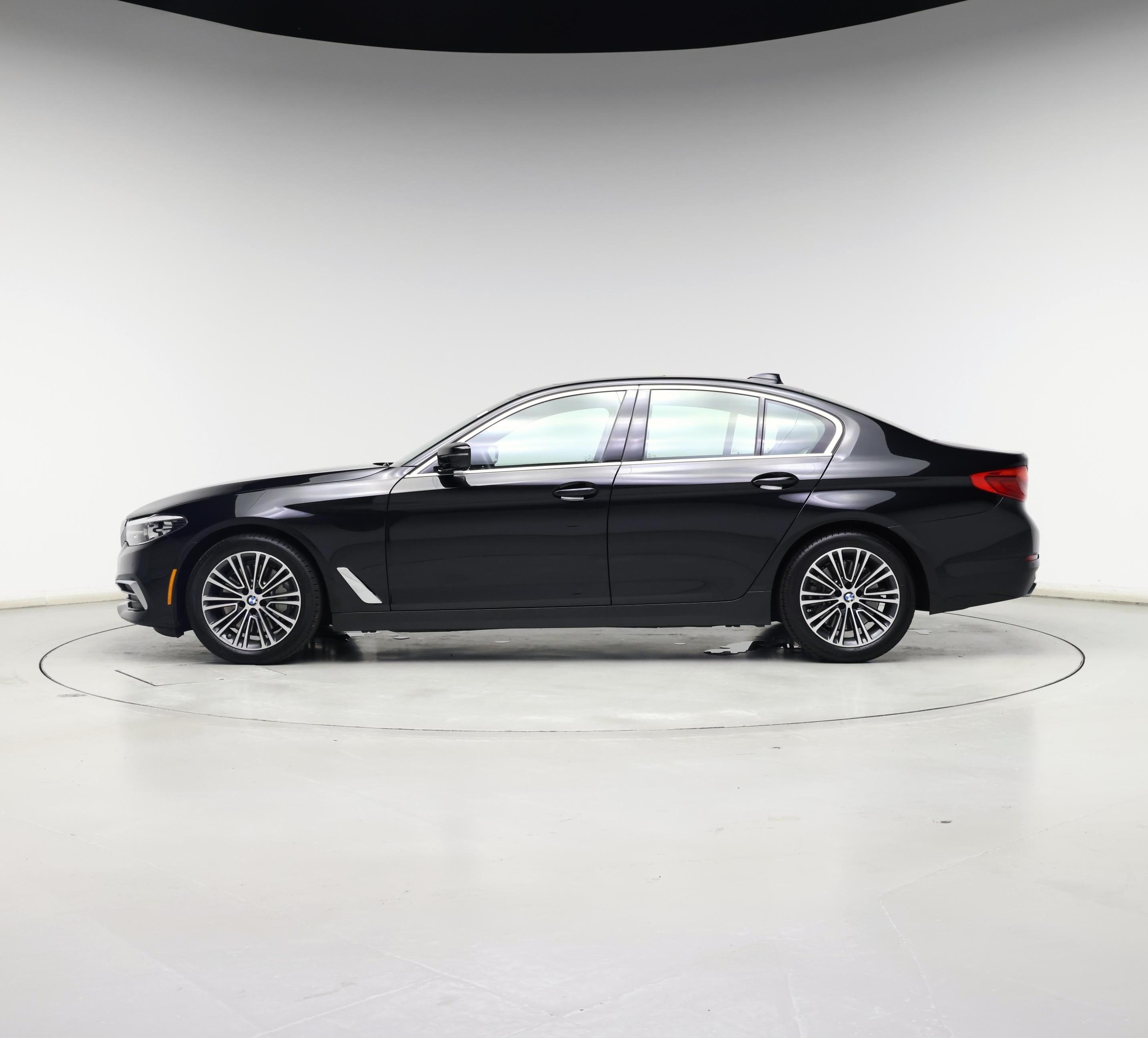 Thumbnail: 2019 BMW 5 Series - 3