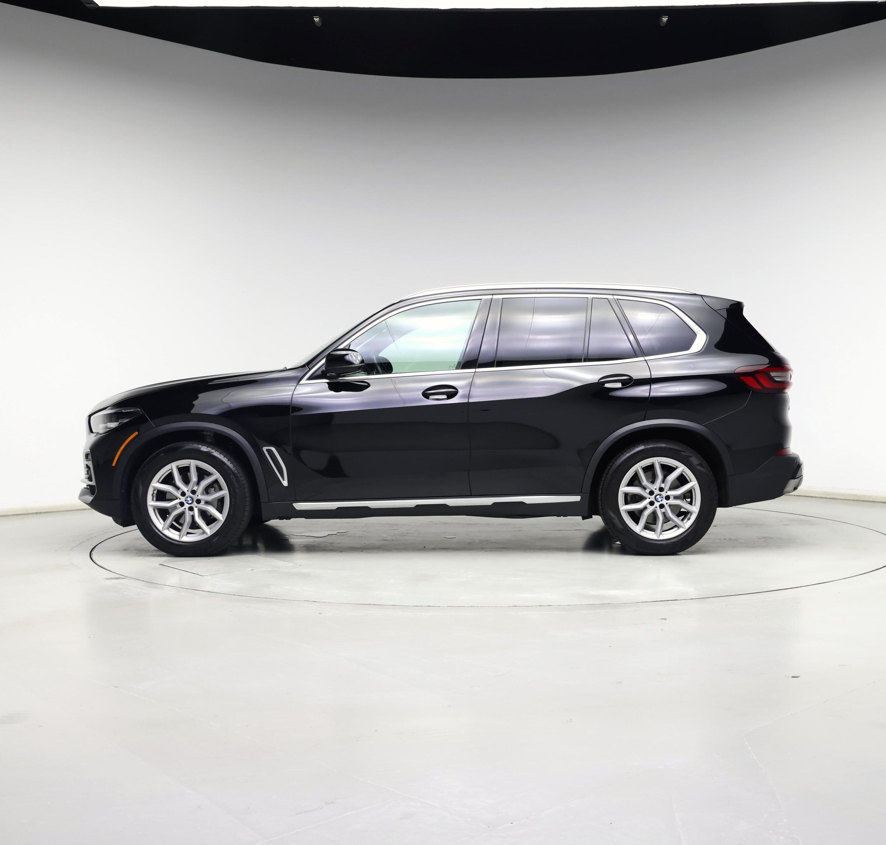 Thumbnail: 2022 BMW X5 - 3