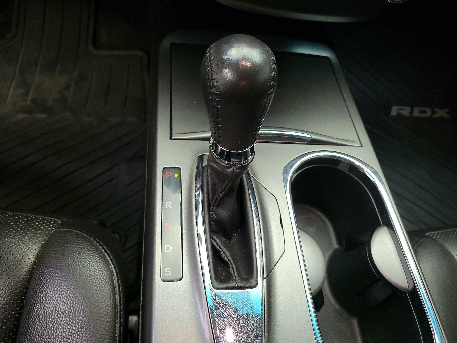 Thumbnail: 2015 Acura RDX - 17