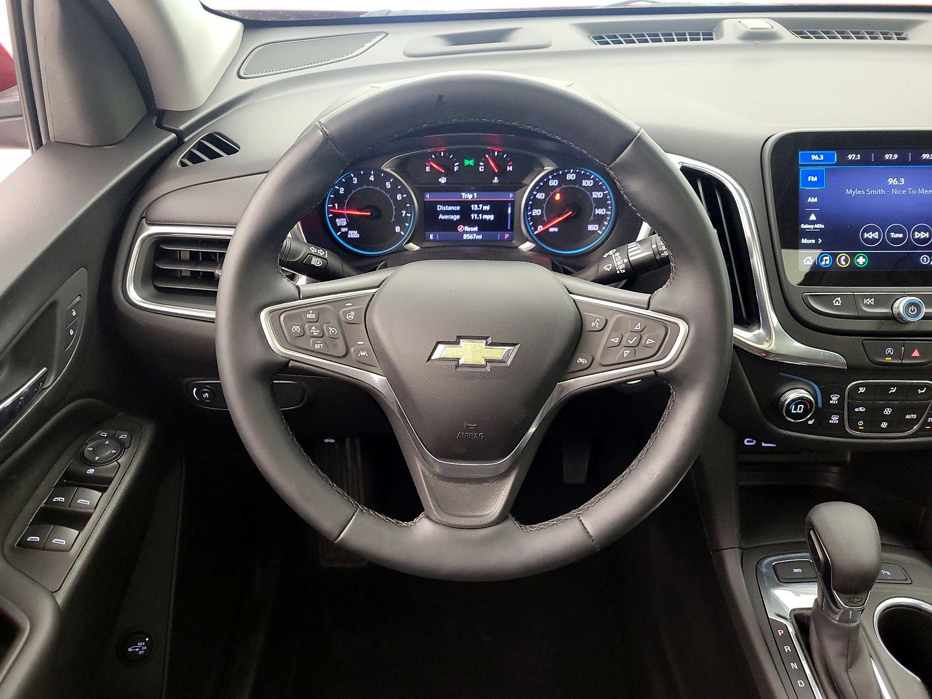 Thumbnail: 2023 Chevrolet Equinox - 10