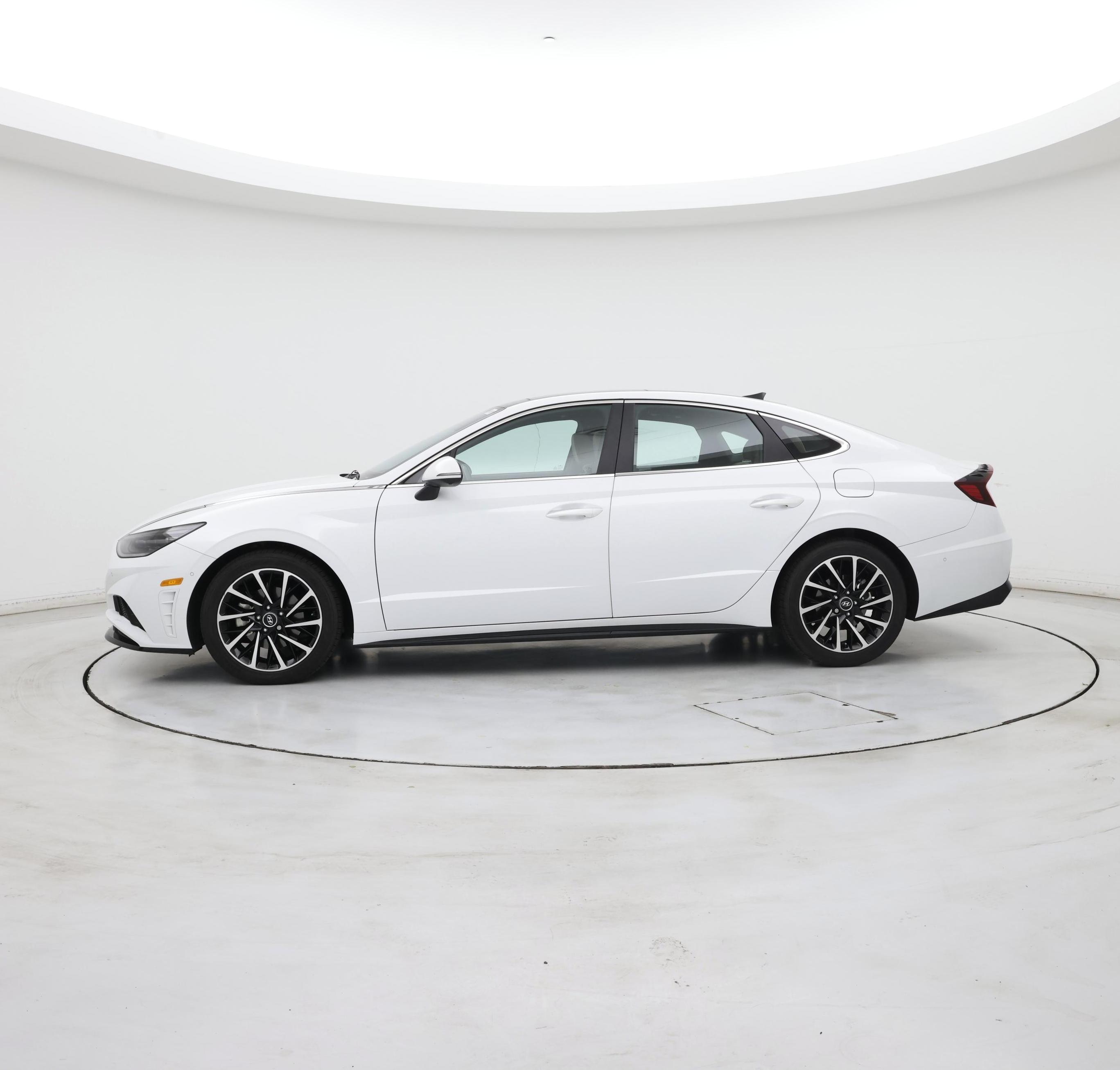 Thumbnail: 2021 Hyundai Sonata - 3